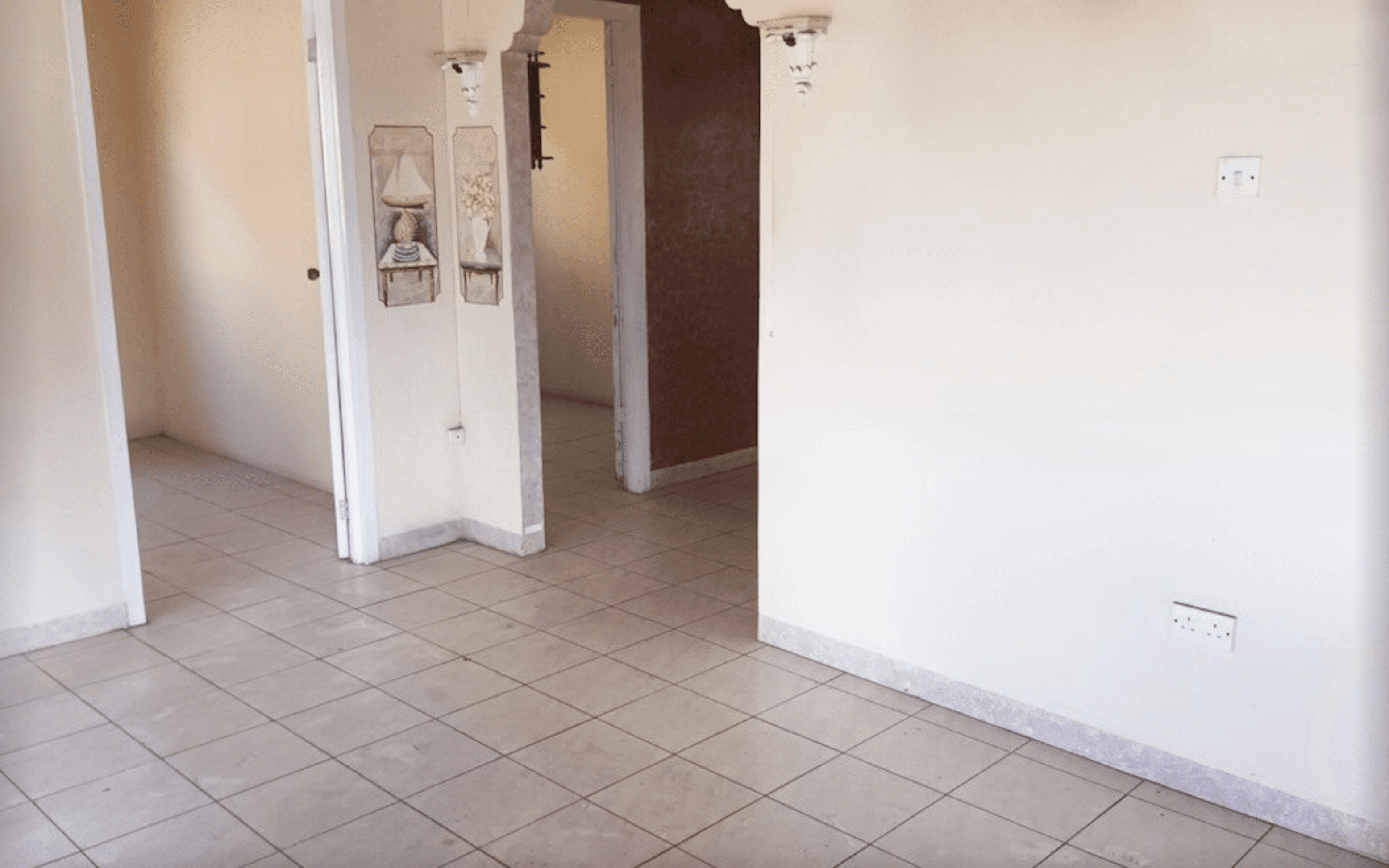 House with traditional elements, St. Andrew 8