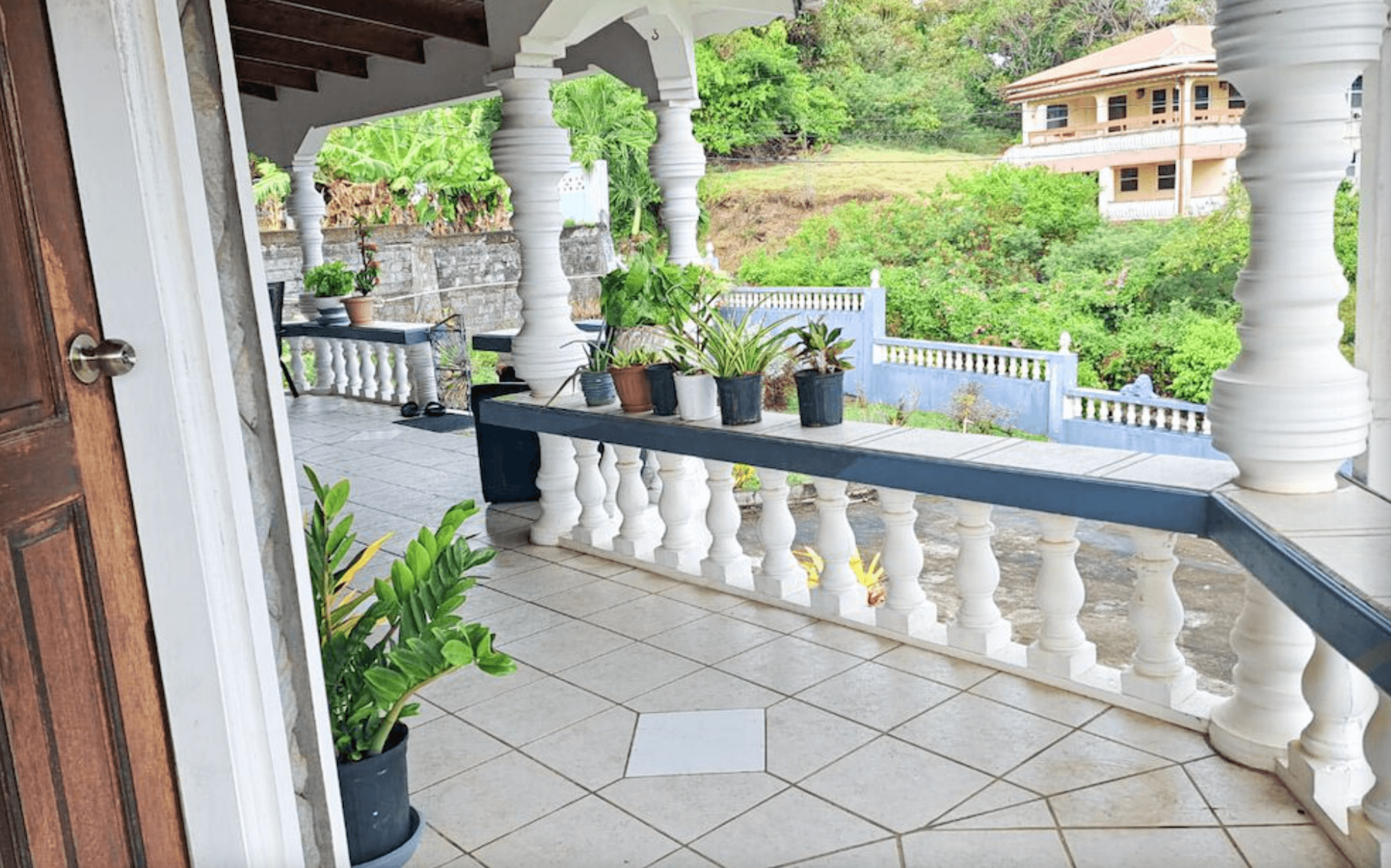 Элегантный дом, Сент-Патрик 5