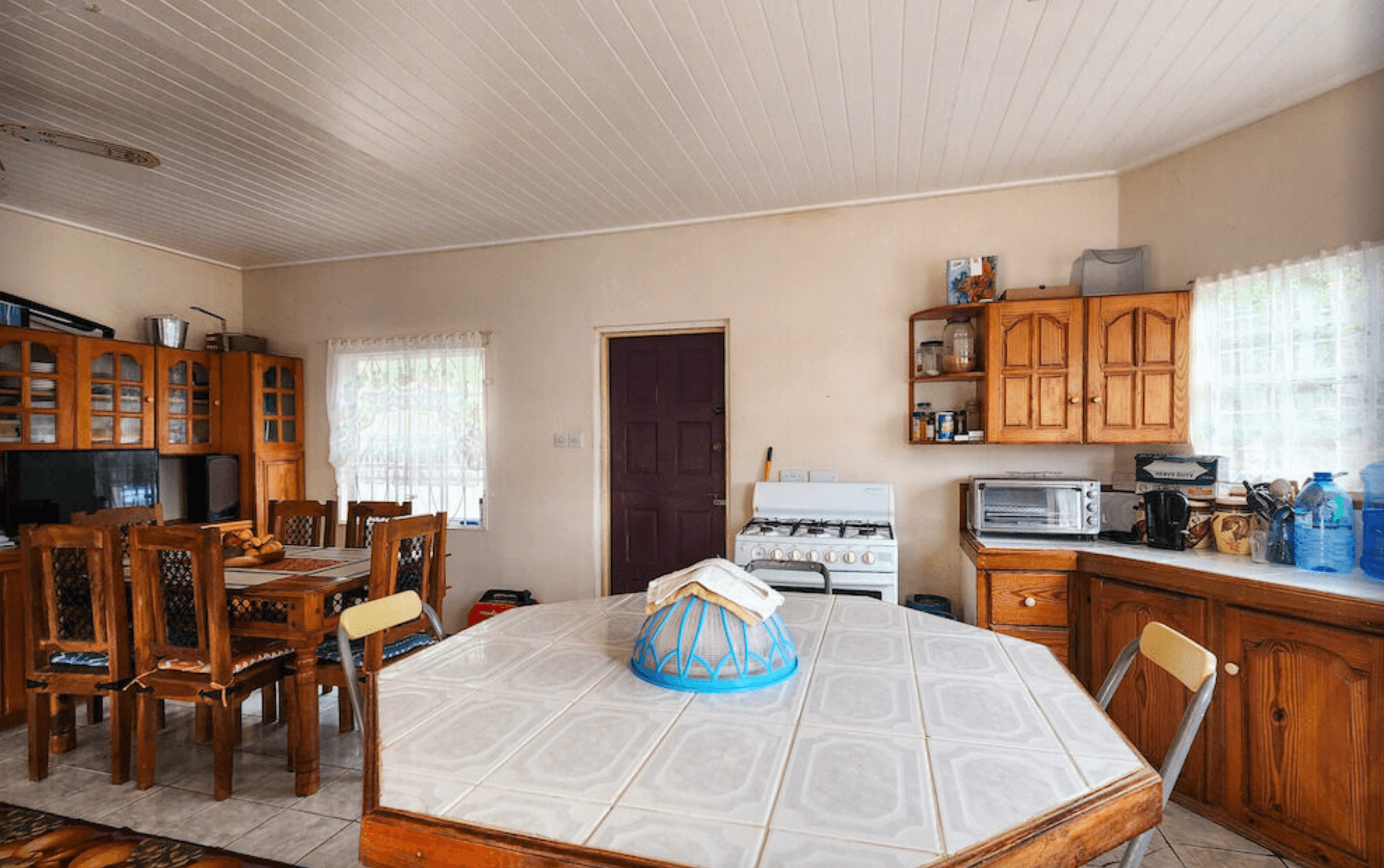 House in traditional style, St. Patrick 7