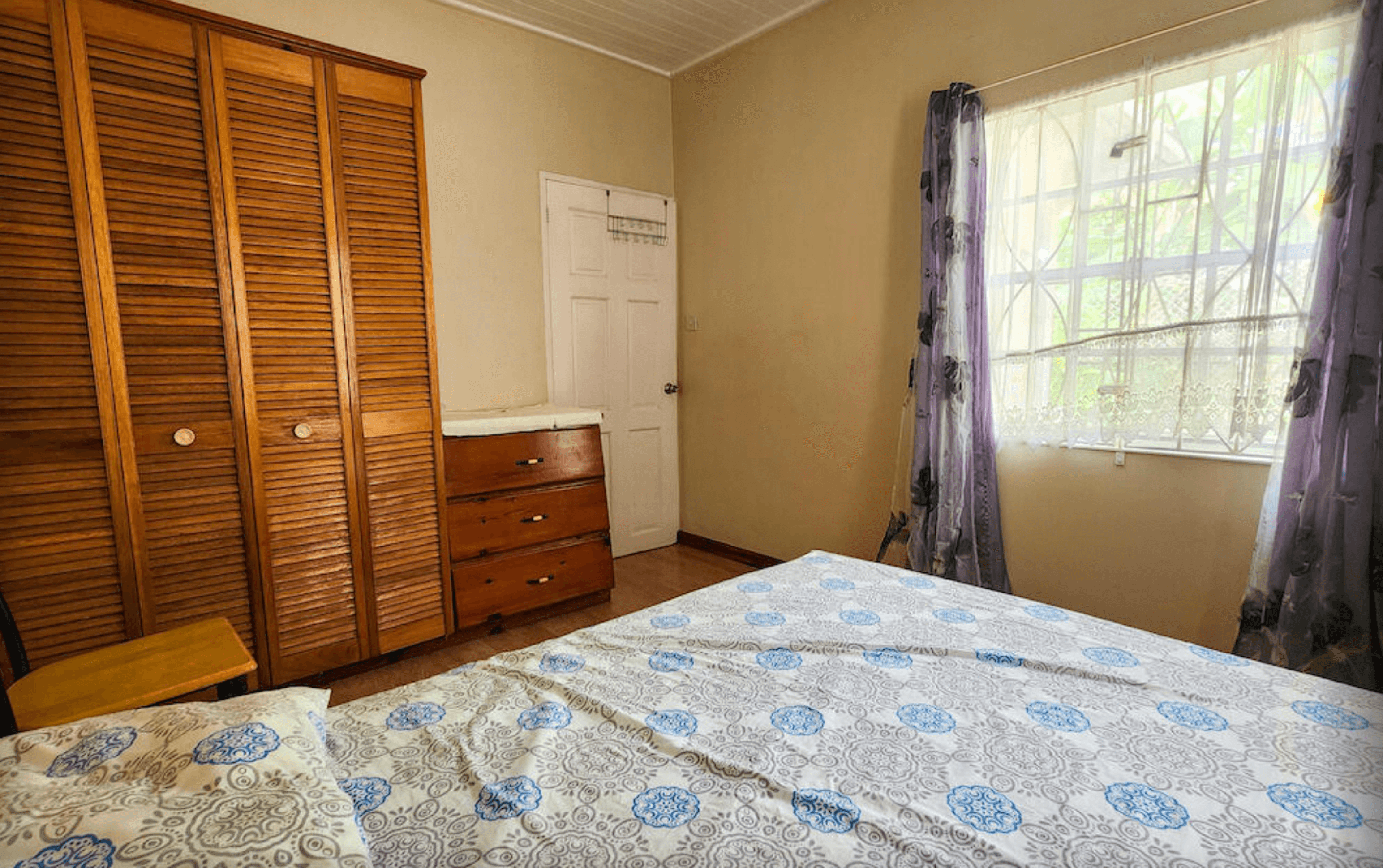 House in traditional style, St. Patrick 9