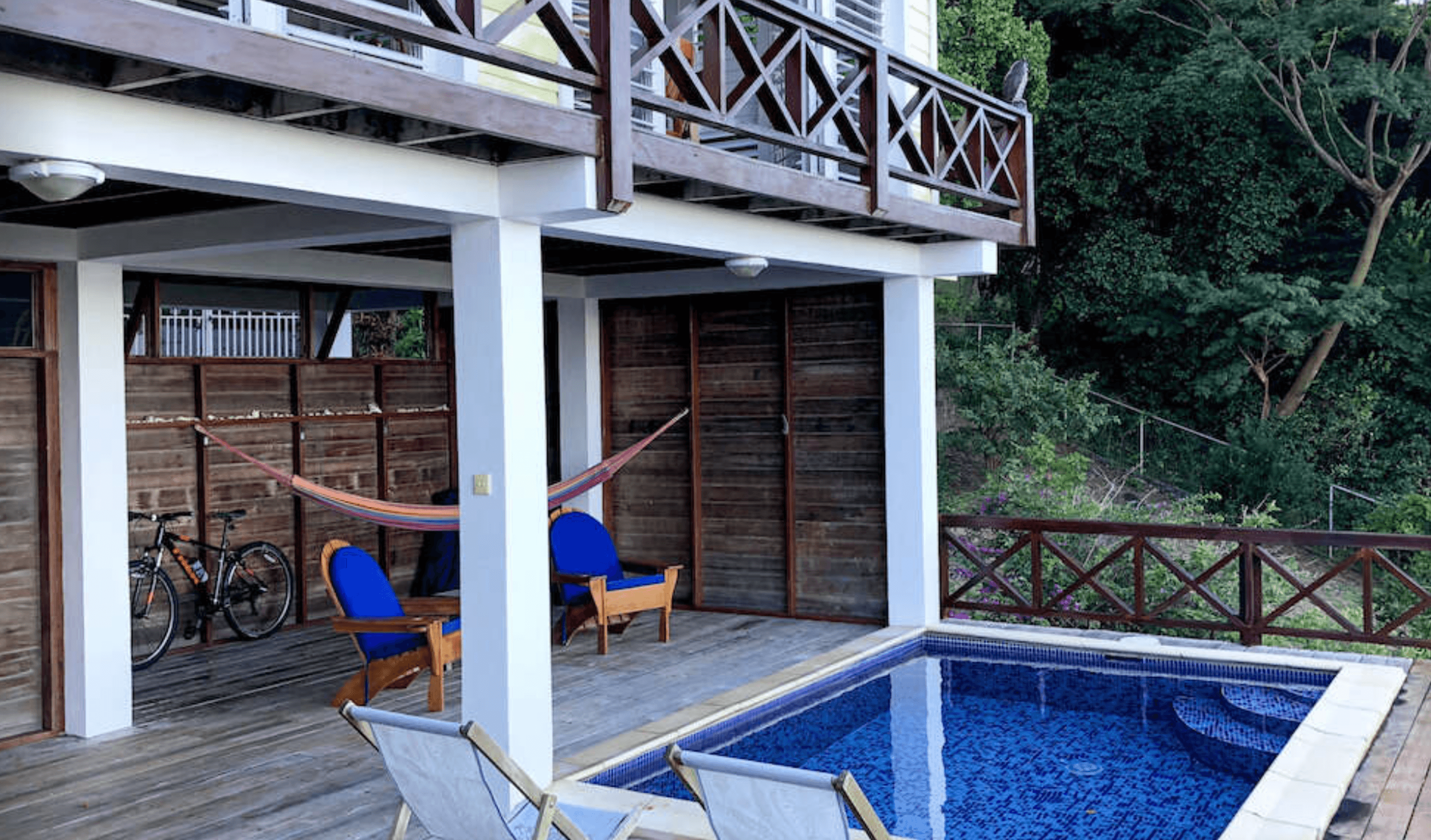 Дом с бассейном и видом на океан, Карриаку 2