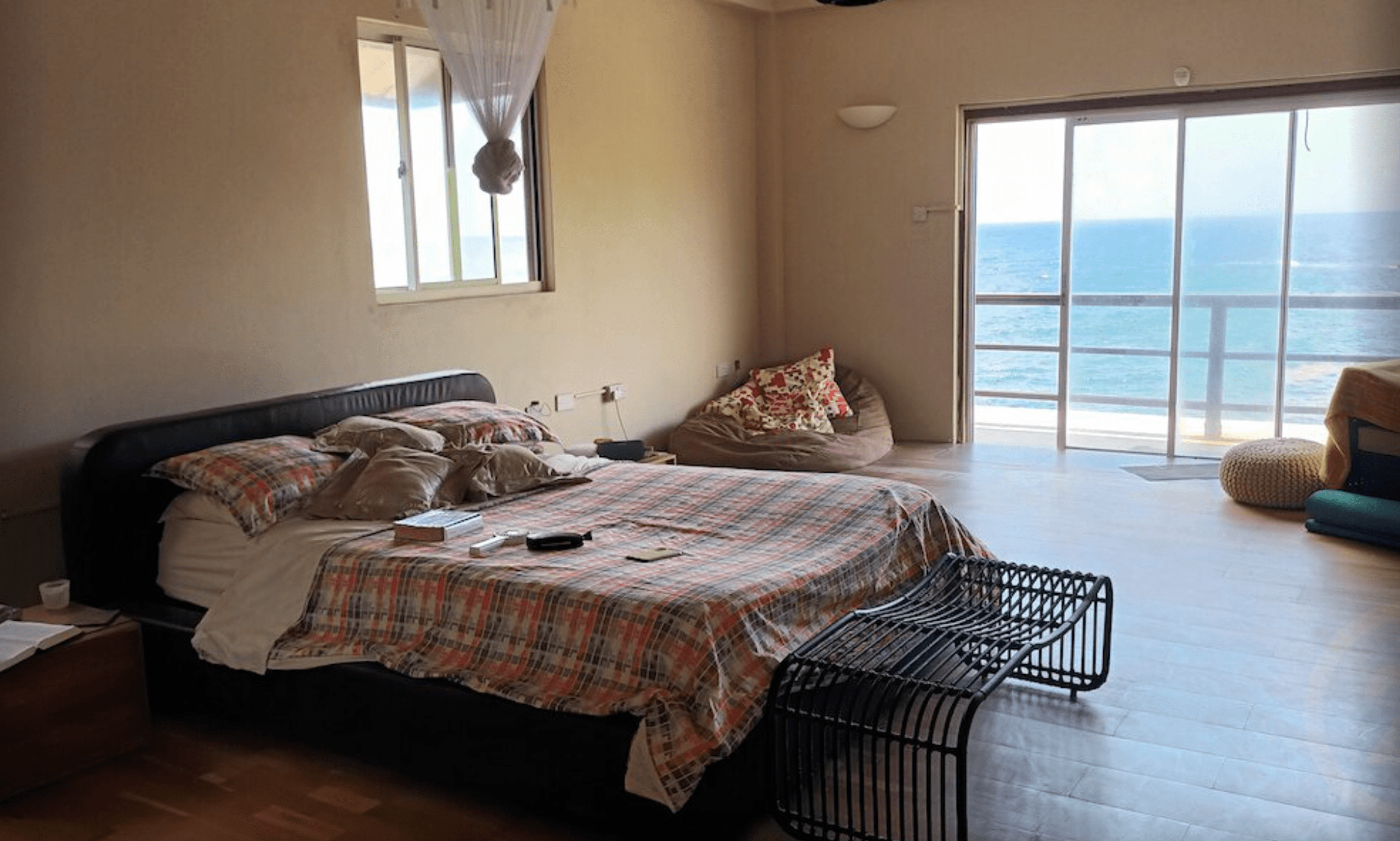 House in modern style, St. Andrew 9