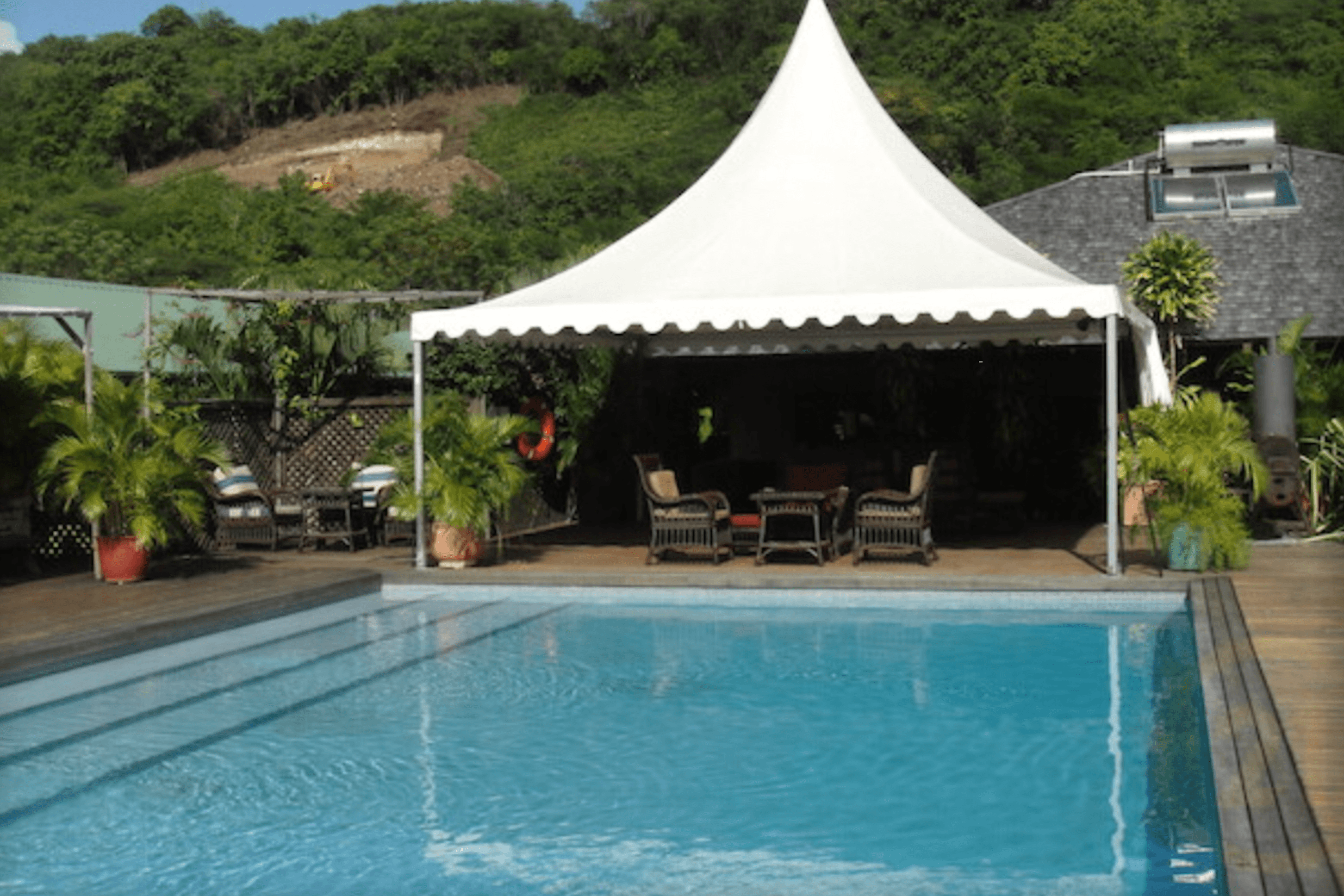 Villa with tropical garden view, St. Georges 6