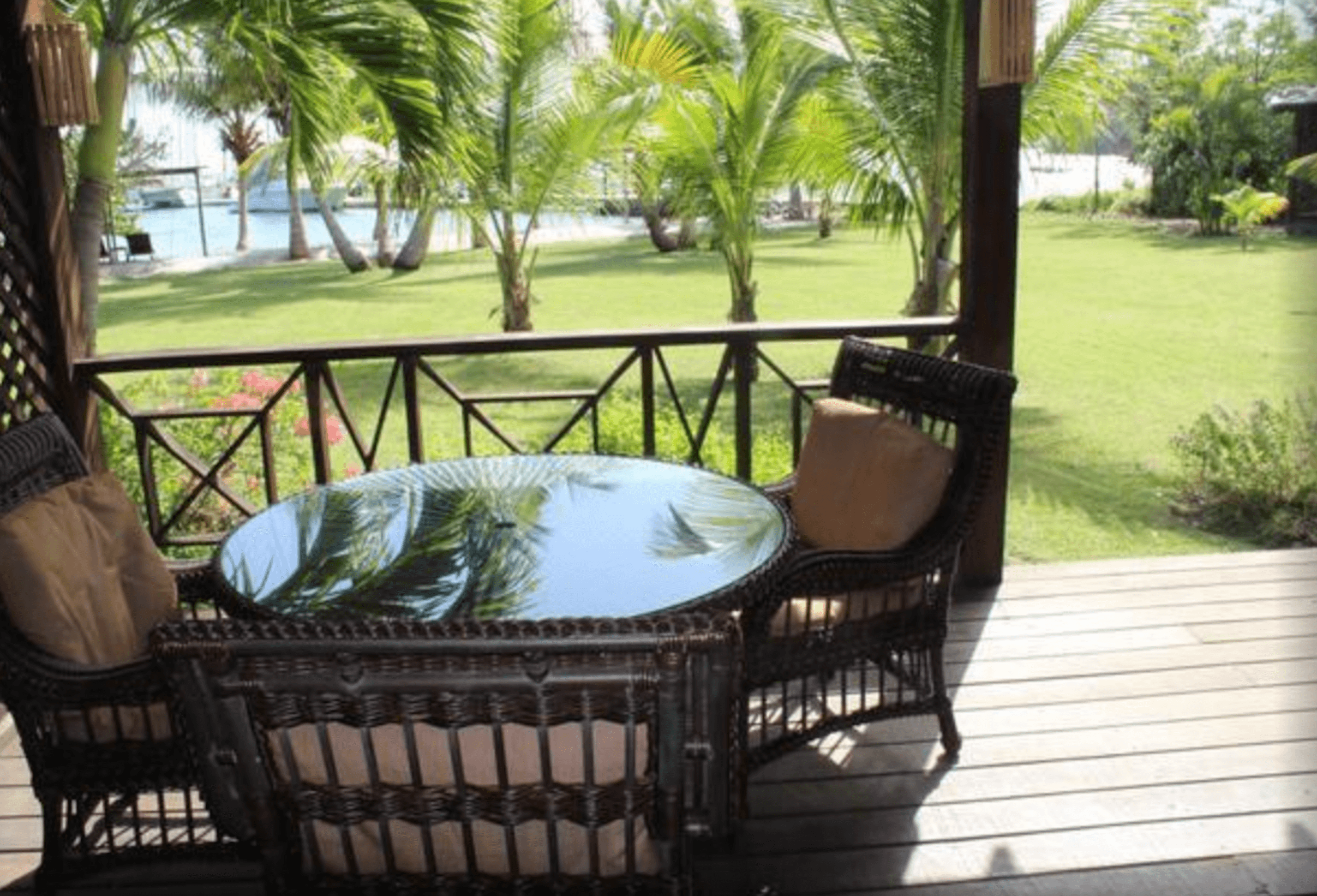 Villa with tropical garden view, St. Georges 4