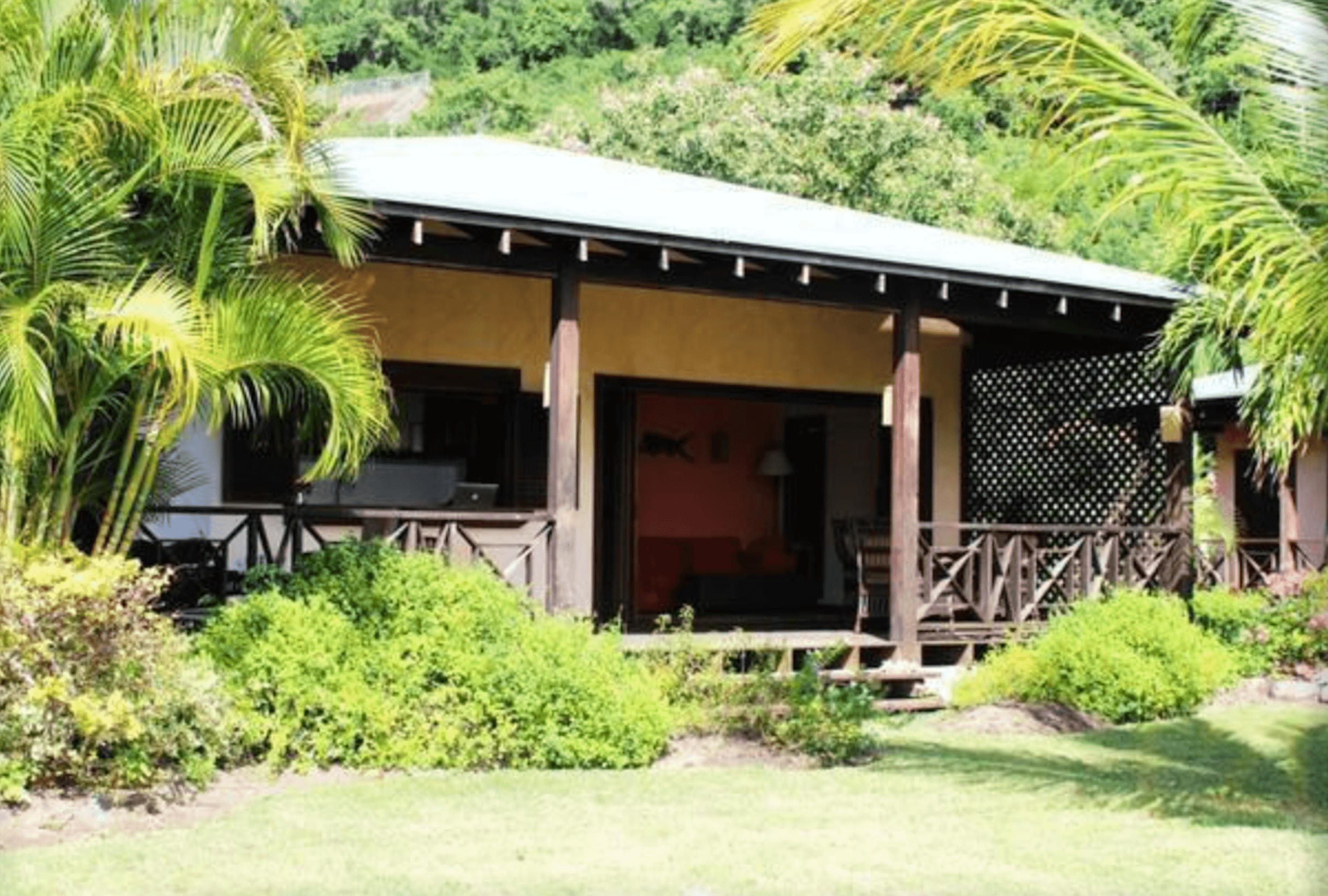 Villa with tropical garden view, St. Georges 10