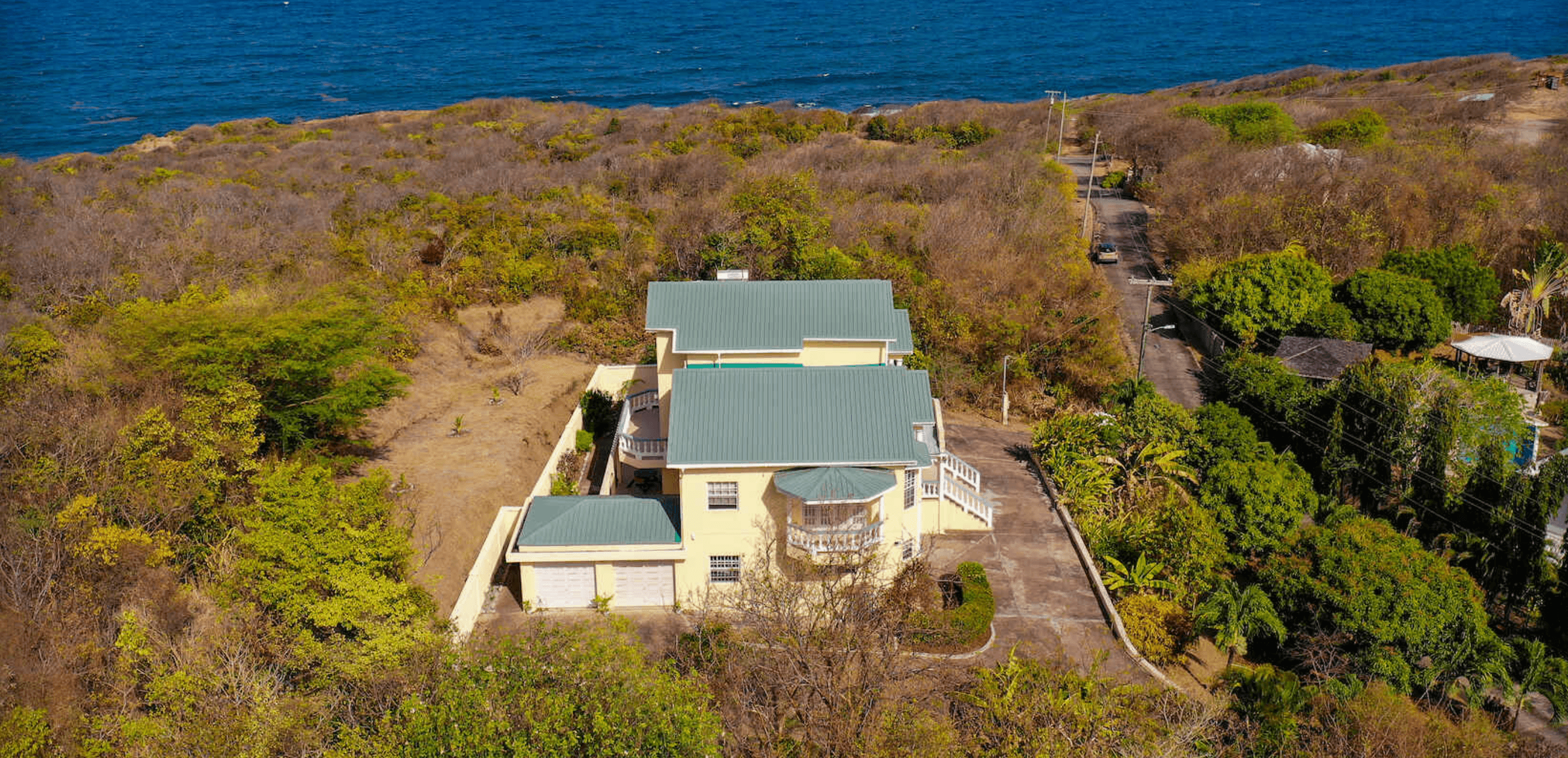 Luxury House with Ocean View, St.Davids 5