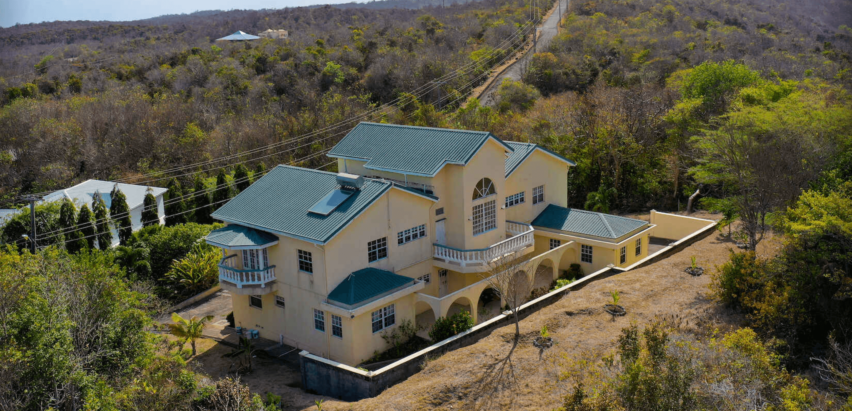 Luxury House with Ocean View, St.Davids 4