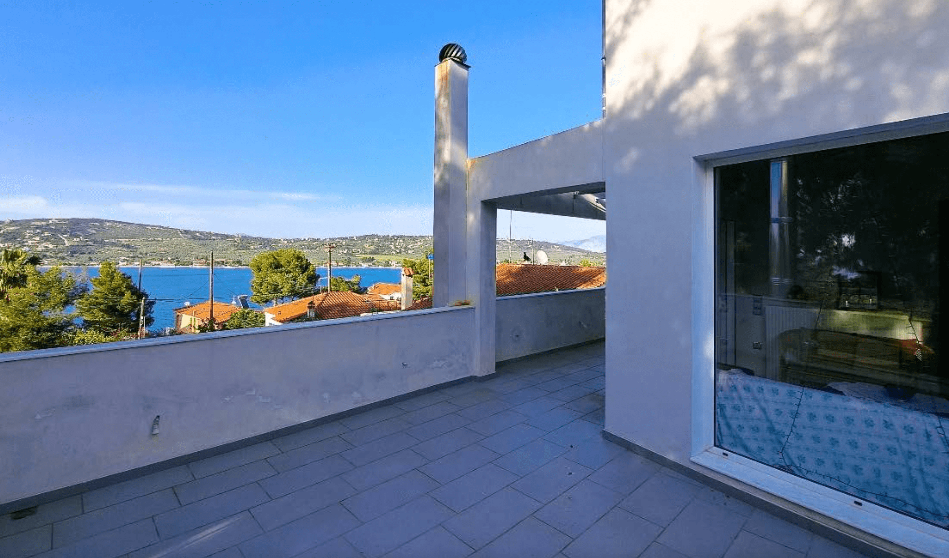 Villa with traditional elements, Theologos 4