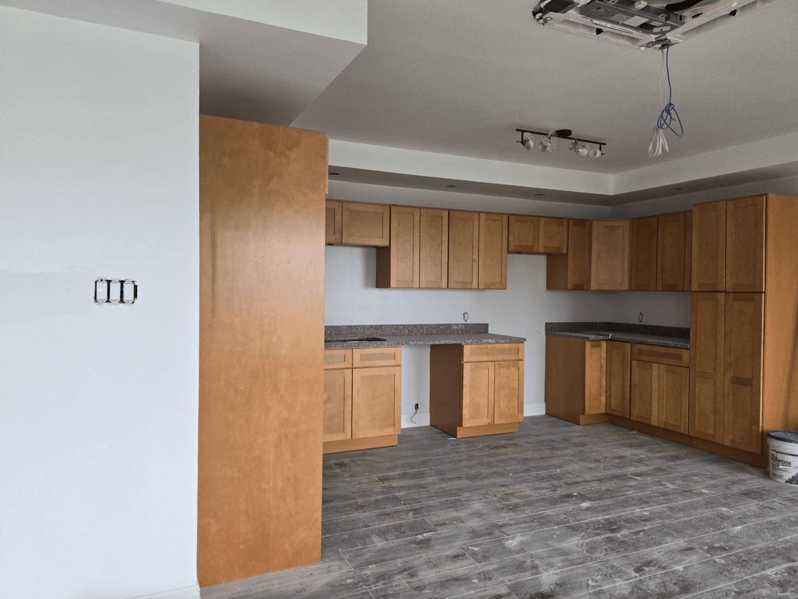 Стильные апартаменты, Бассетер 4