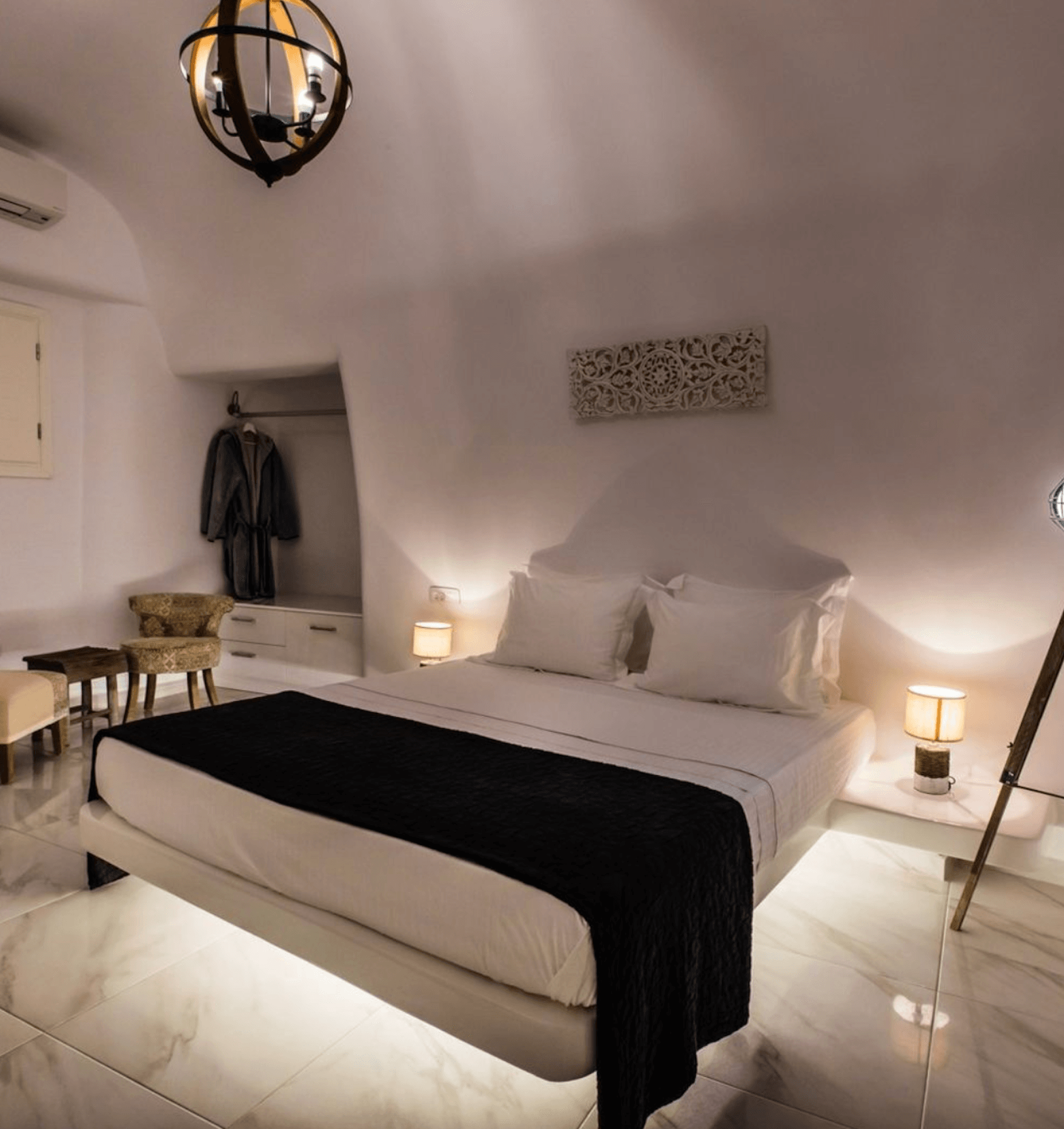 Stylish villa, Imerovigli, Santorini 6