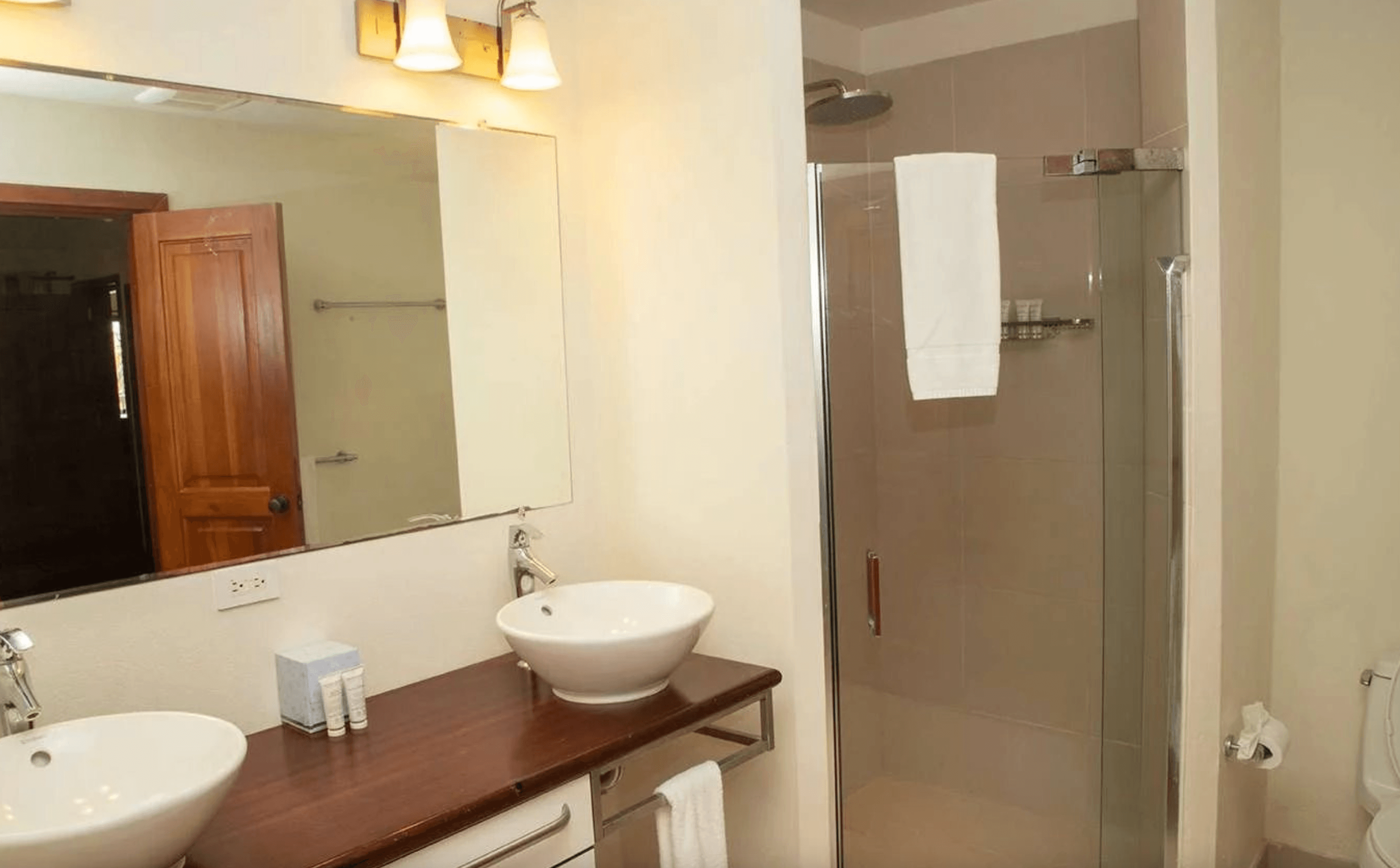 Стильные и комфортные апартаменты, Нонсач-Бэй, Фритаун 8