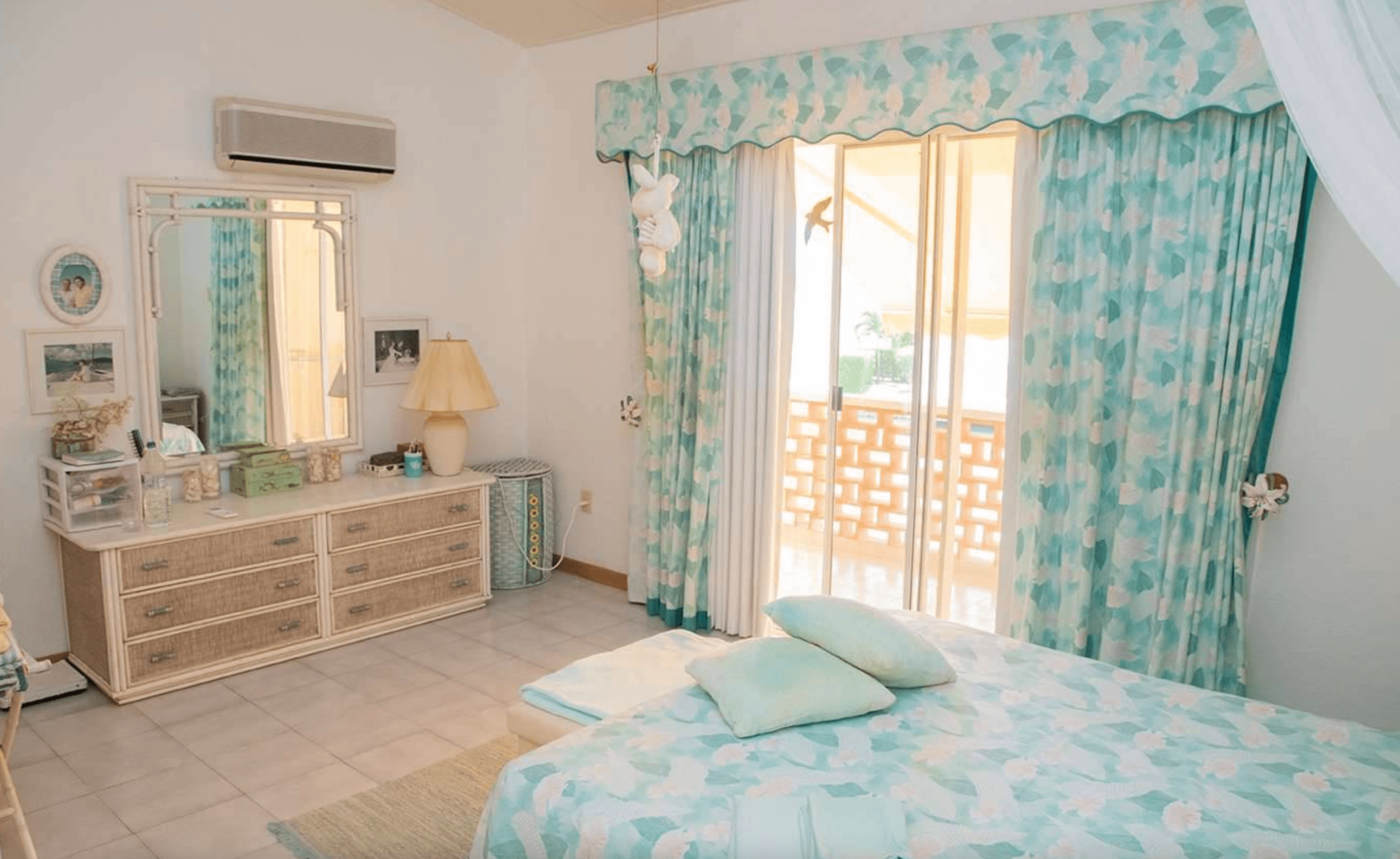 Villa in modern style, Jolly Harbour 7