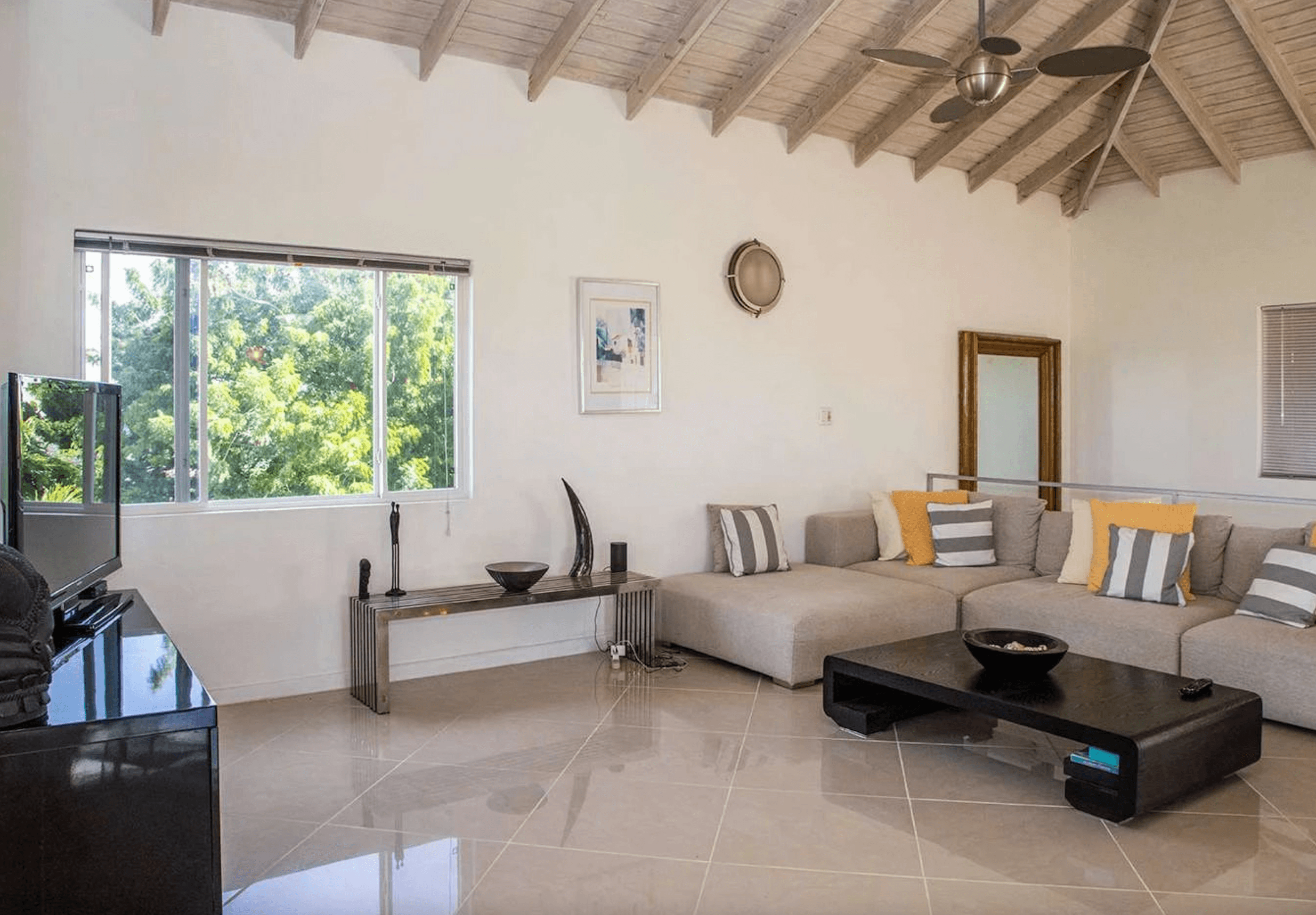 Stylish house, Cedar Valley 14