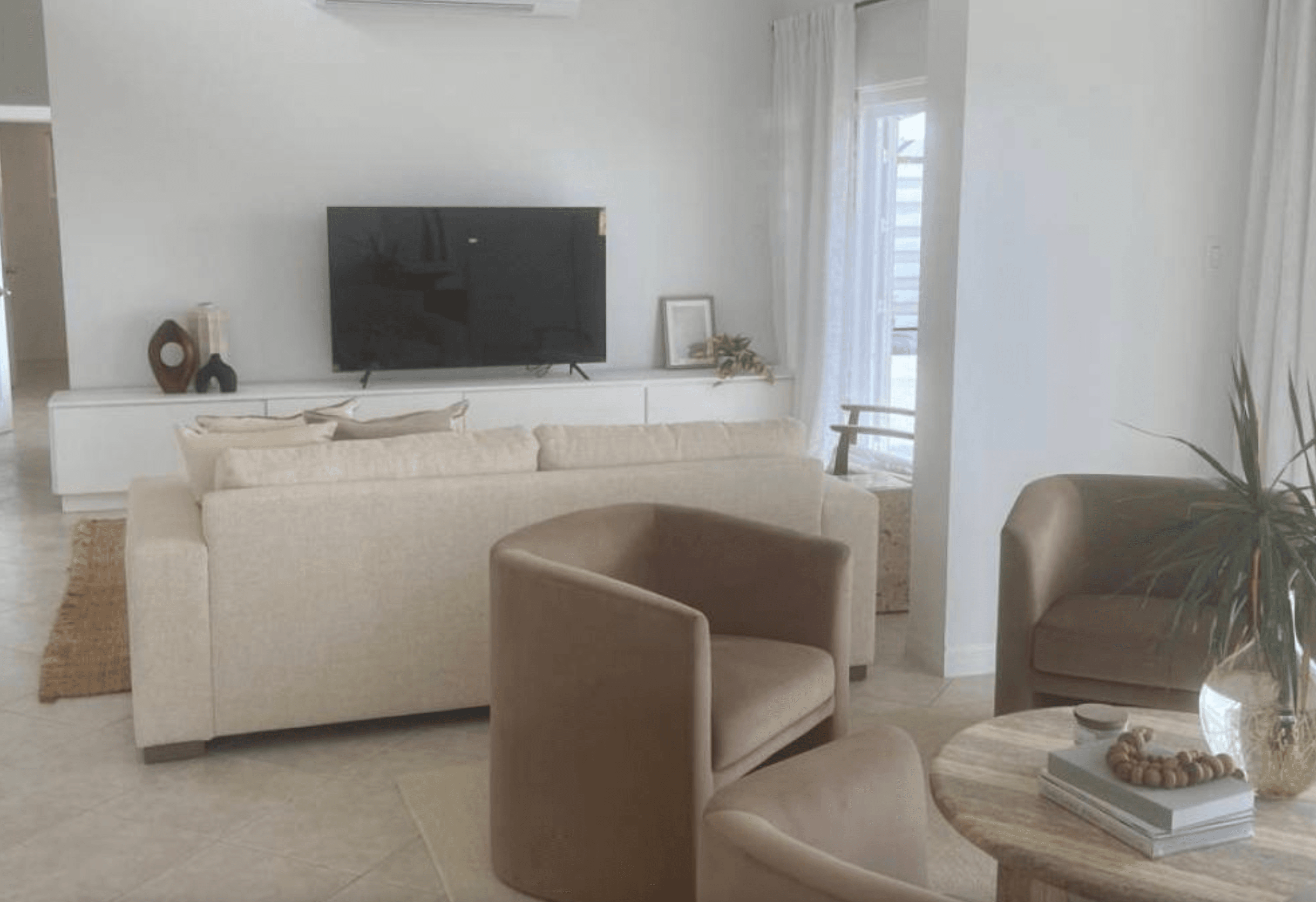 Villa in classical style, Valley Church 6