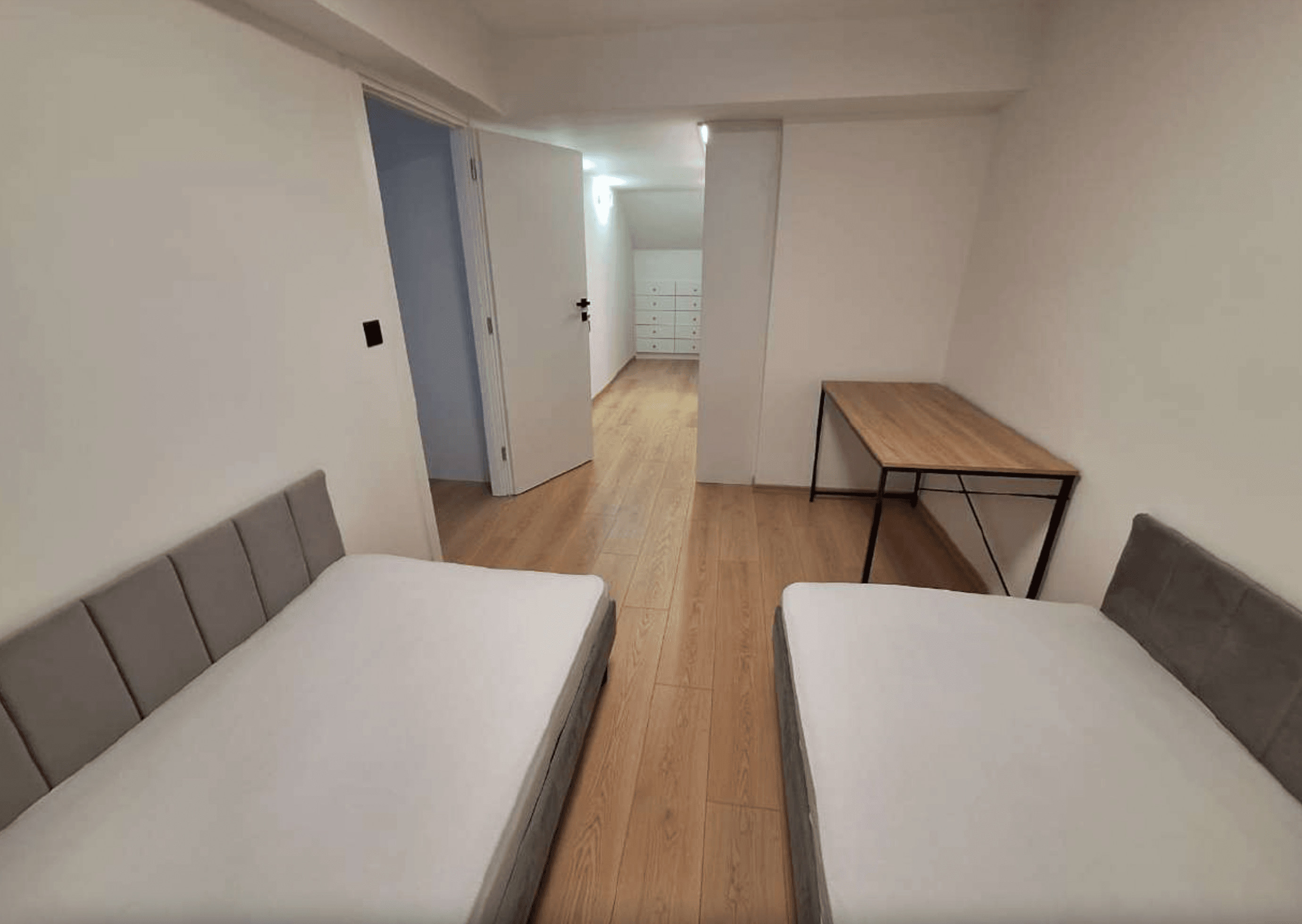 Полностью меблированные таунхаусы, Нео Космос, Афины 17