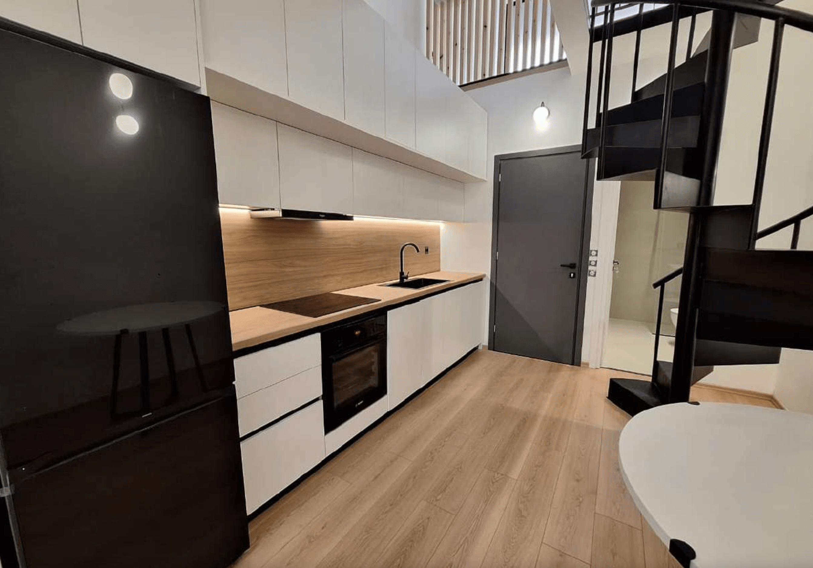 Полностью меблированные таунхаусы, Нео Космос, Афины 10