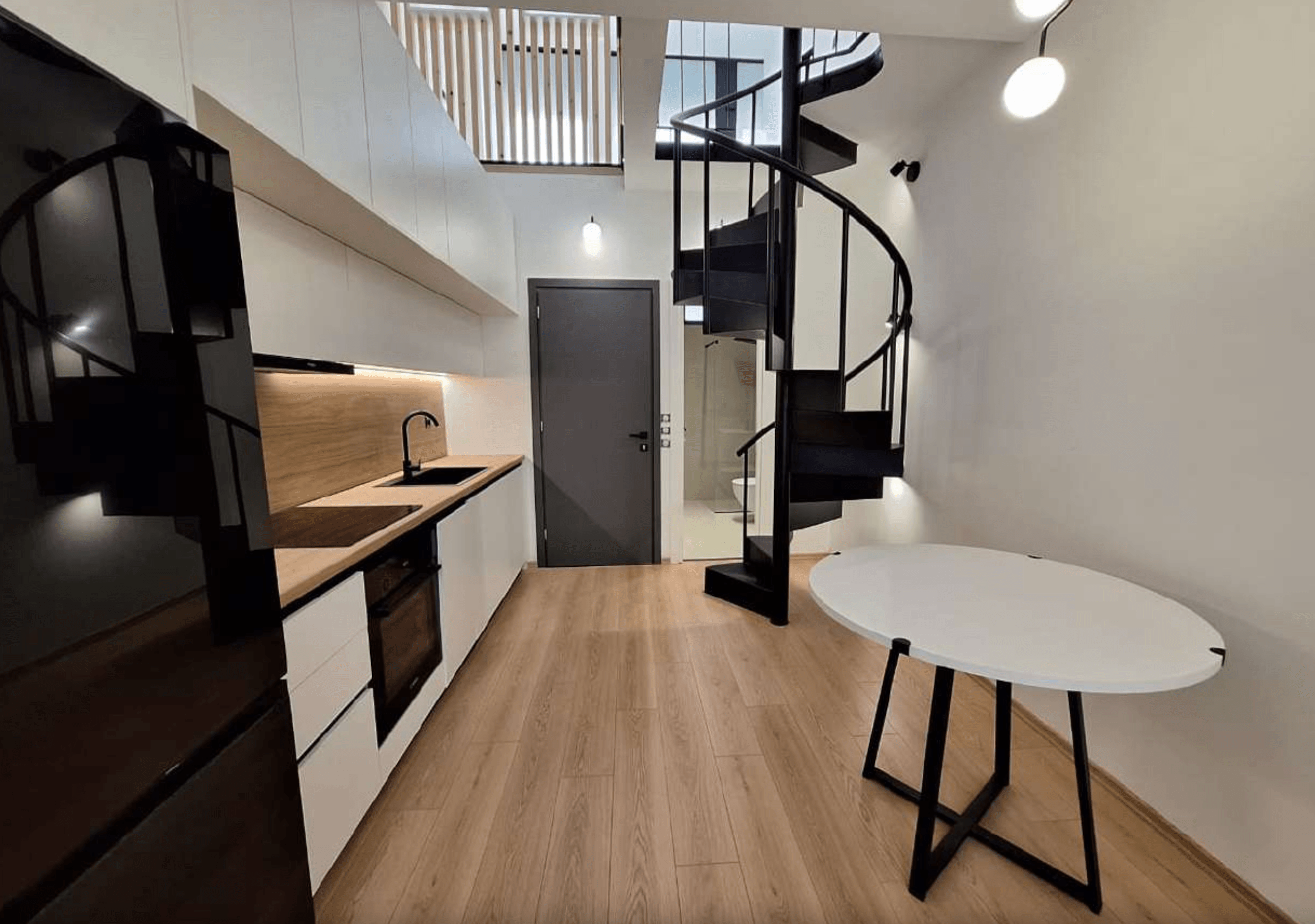 Полностью меблированные таунхаусы, Нео Космос, Афины 7