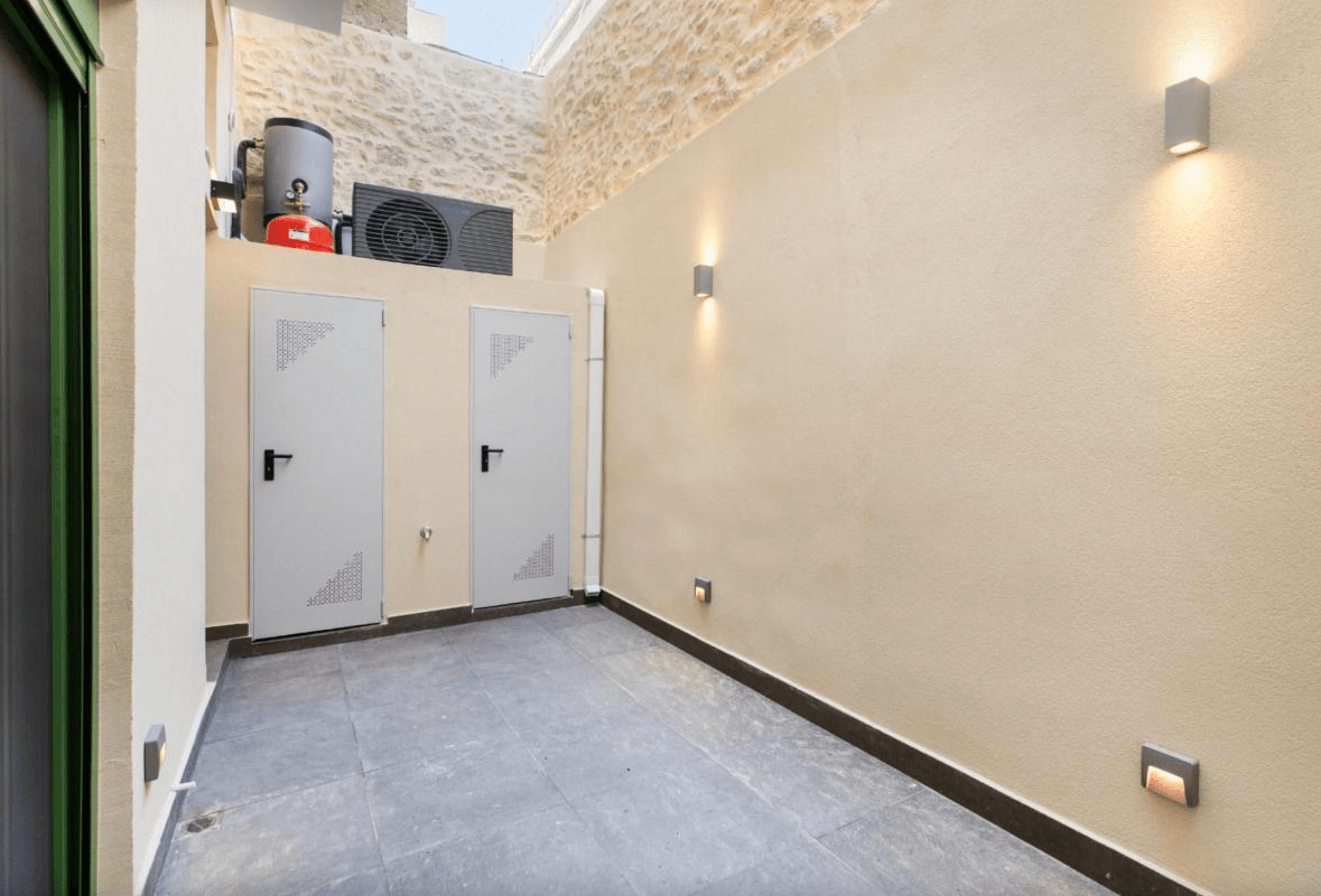 Comfortable and fully furnished apartments, Piraeus, Athens 9