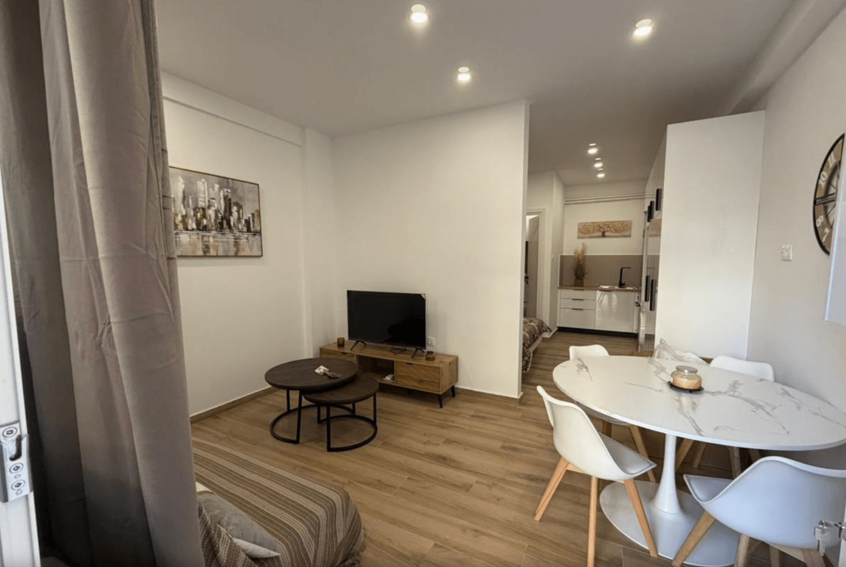 Comfortable apartments, Ampelokipoi, Athens 1