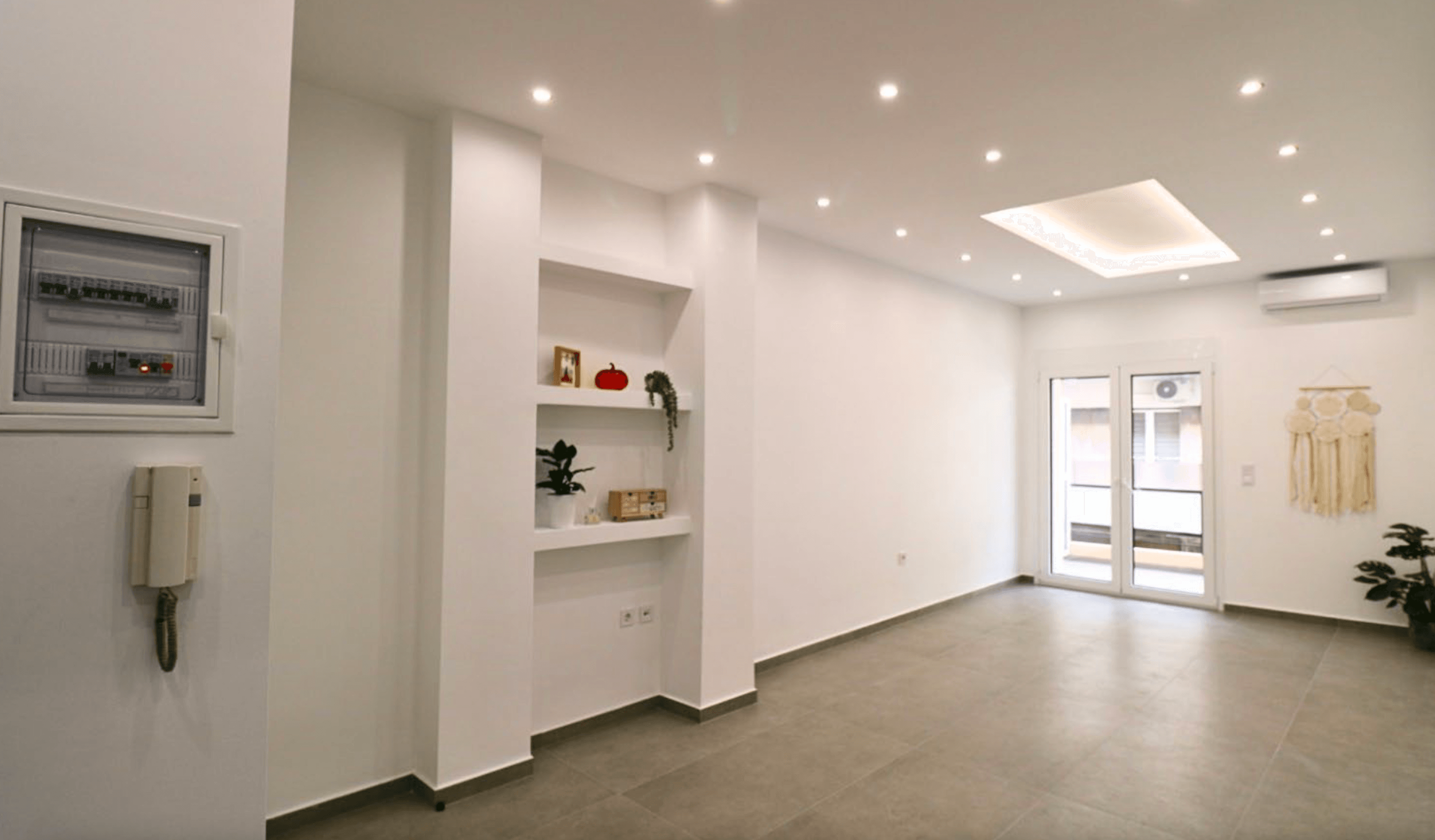 Апартаменты в современном стиле, Патры 6