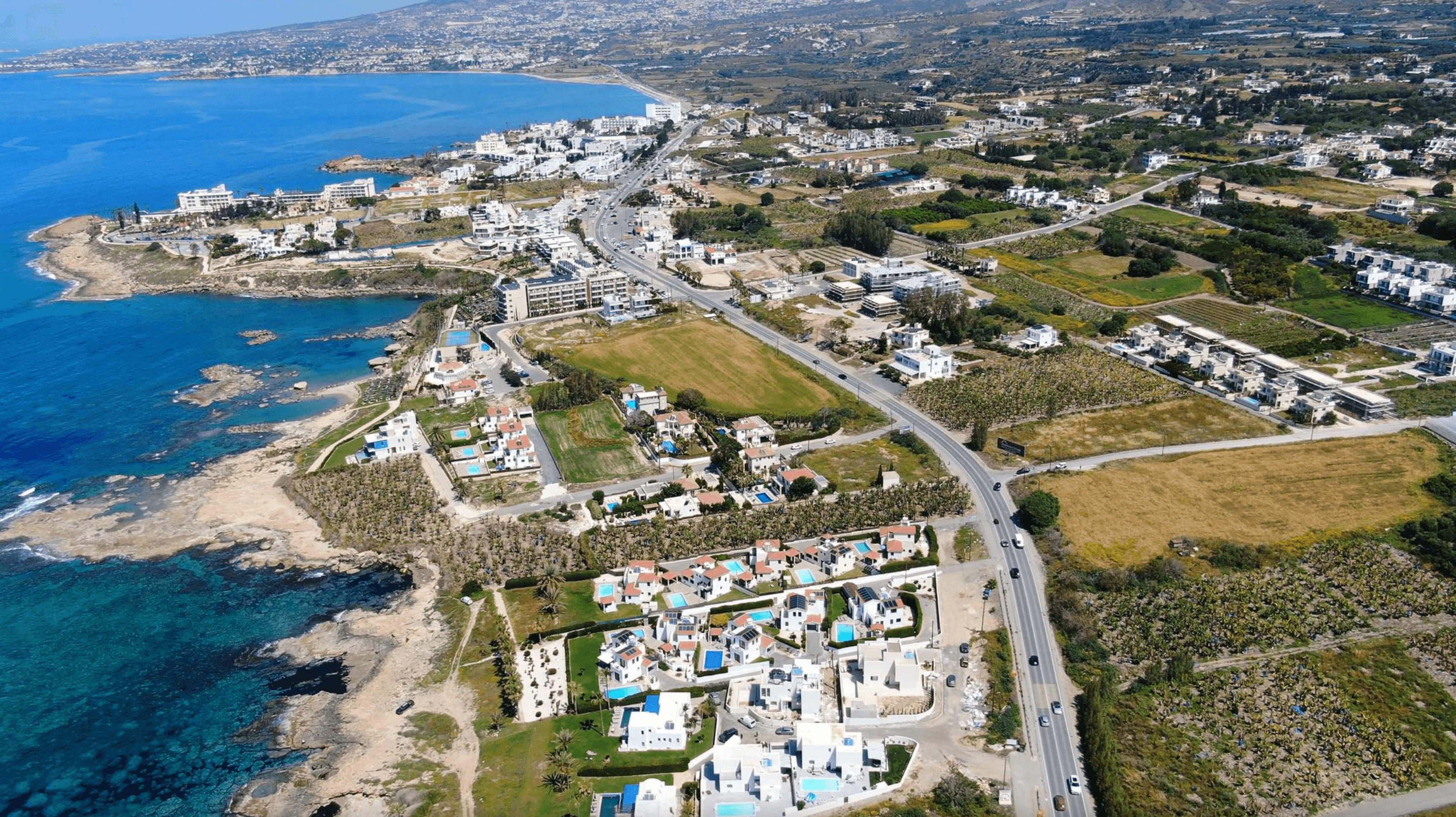 Stylish villas with swimming pool, Chloraka, Paphos 8