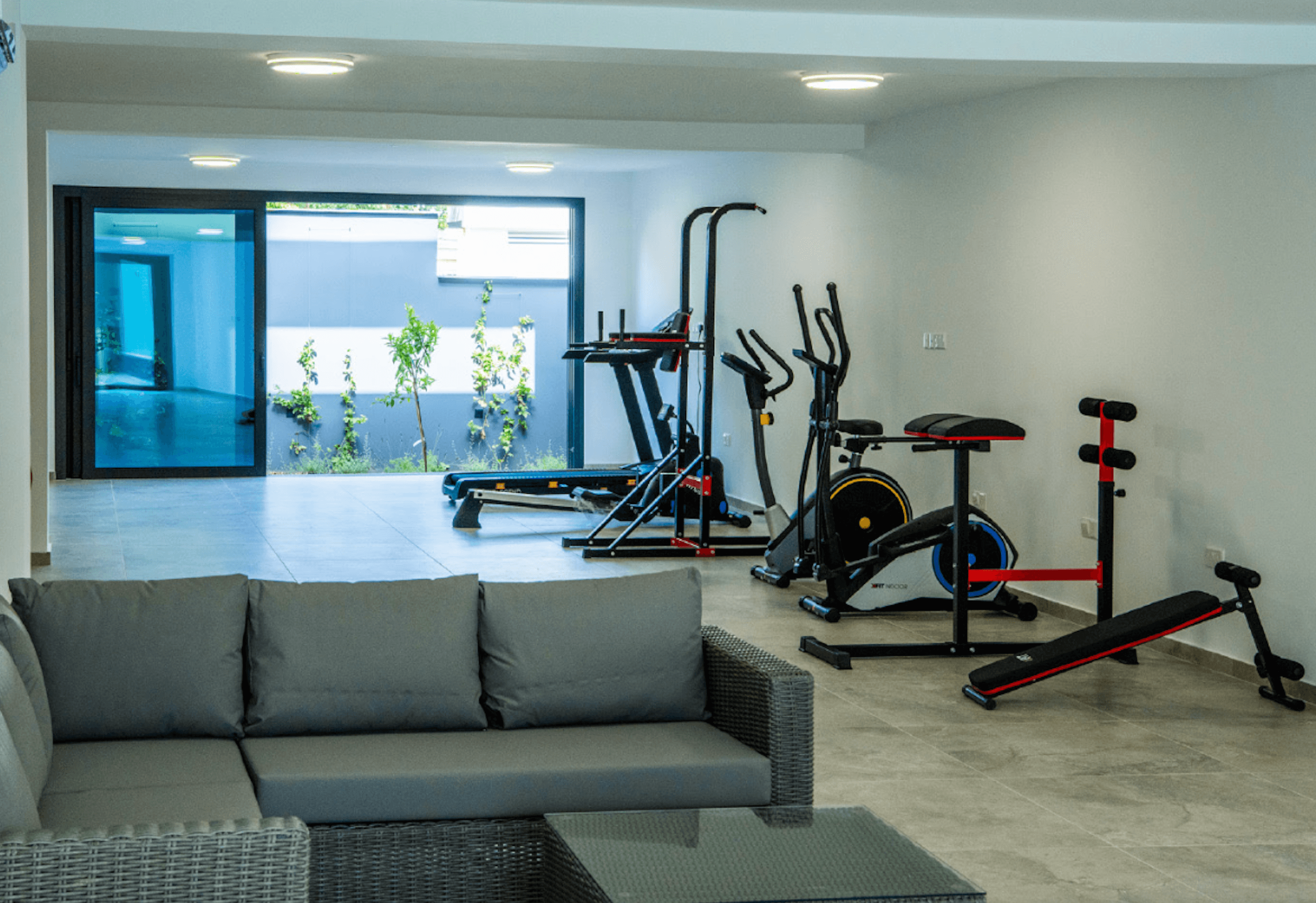 Modern apartments and villas near sea nearby Limassol 8