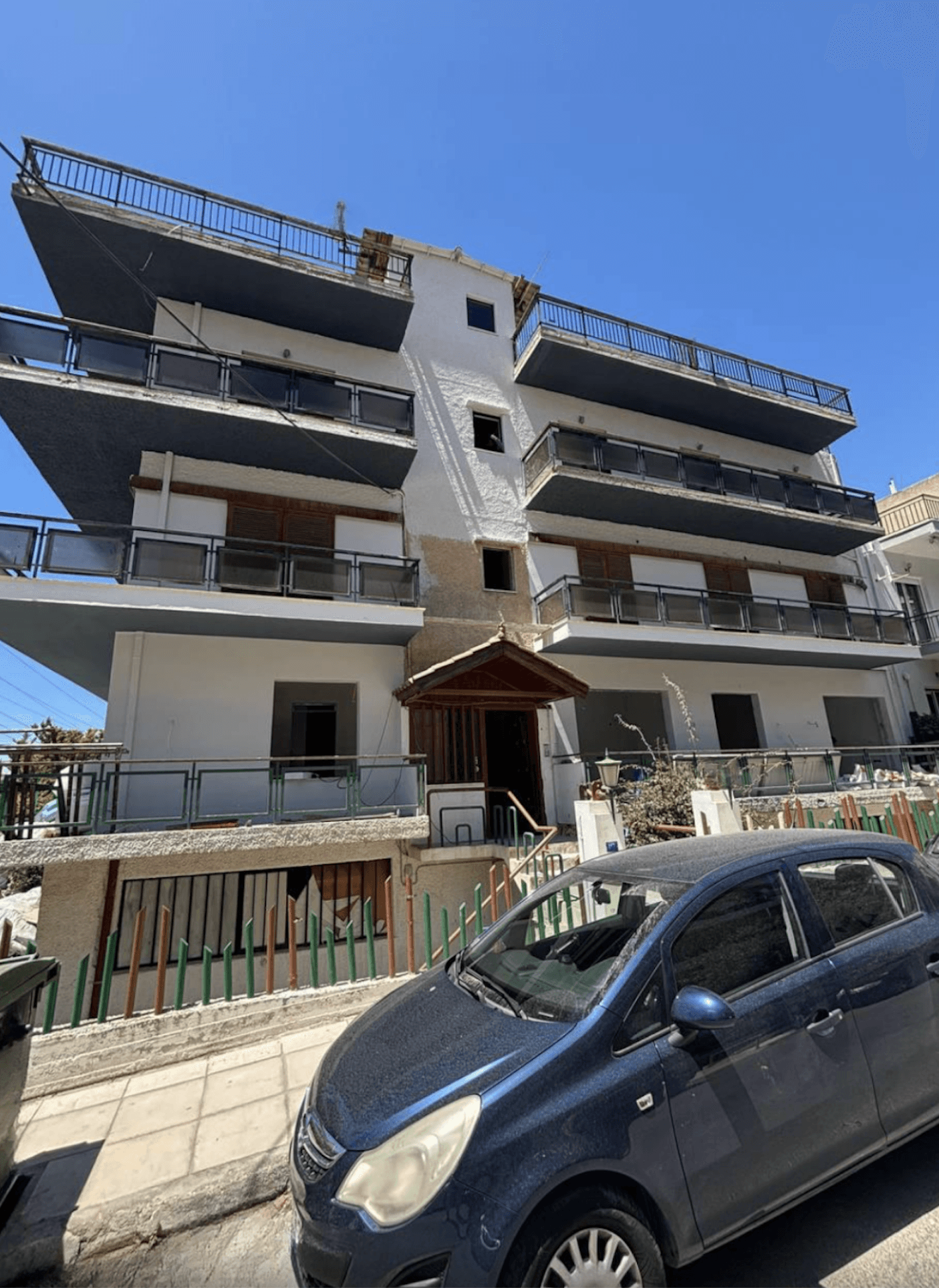 Apartments with guaranteed income, Argyroupoli, Athens 3