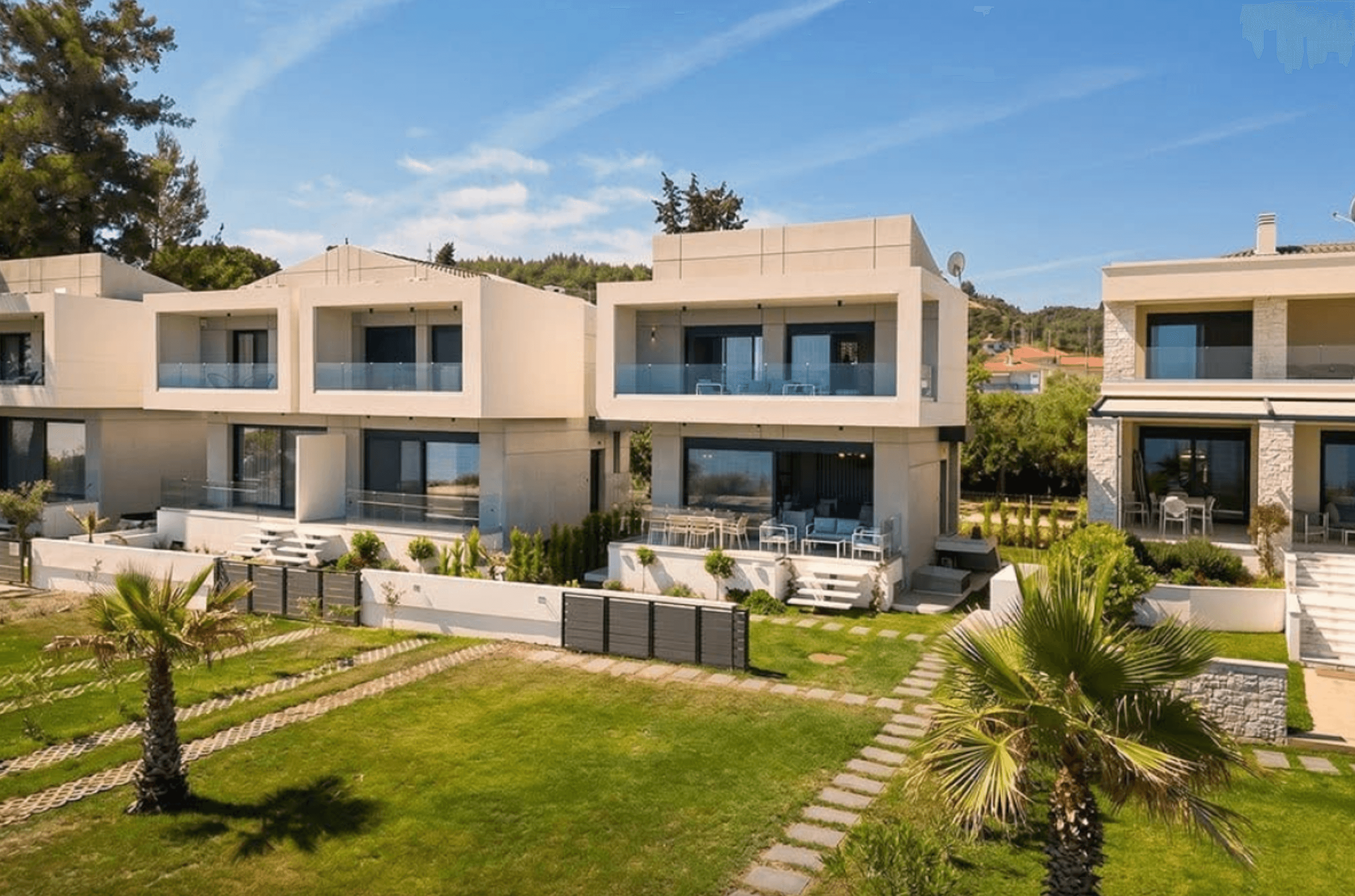 Modern villa, Polichrono 4