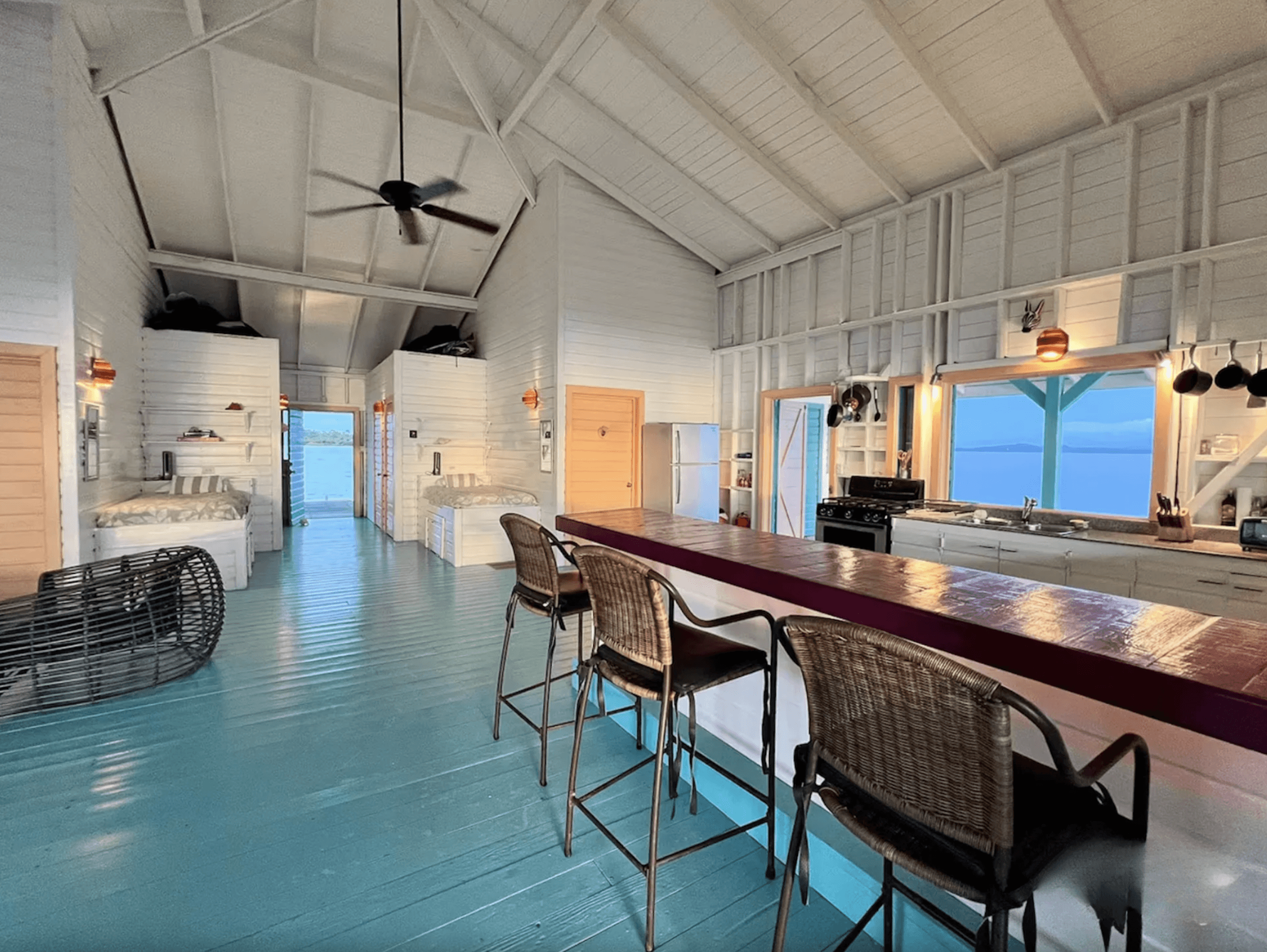 Caribbean Home with Lagoon Views, Colon 3