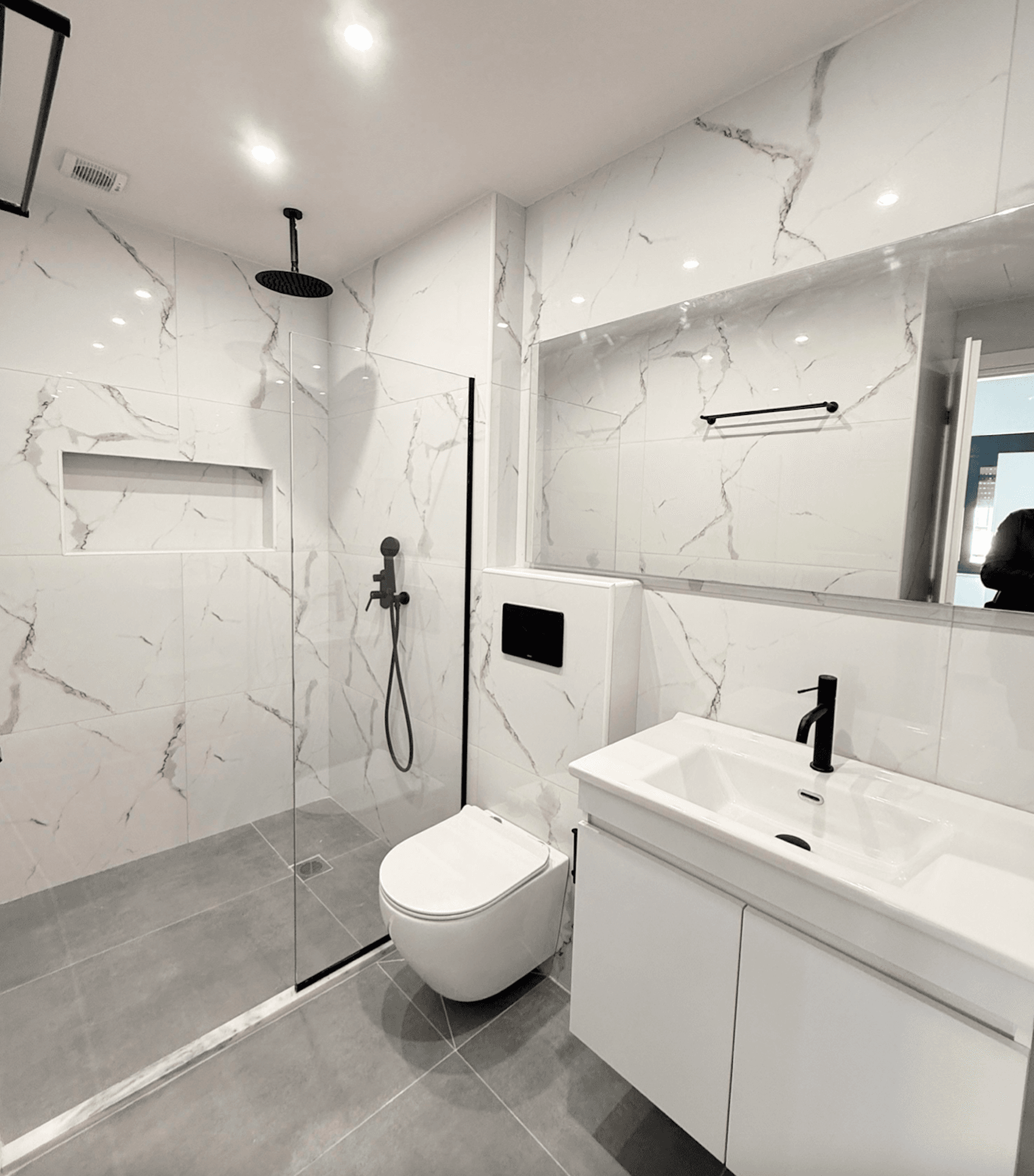 Modern apartments with guaranteed income, Kallithea, Athens 8