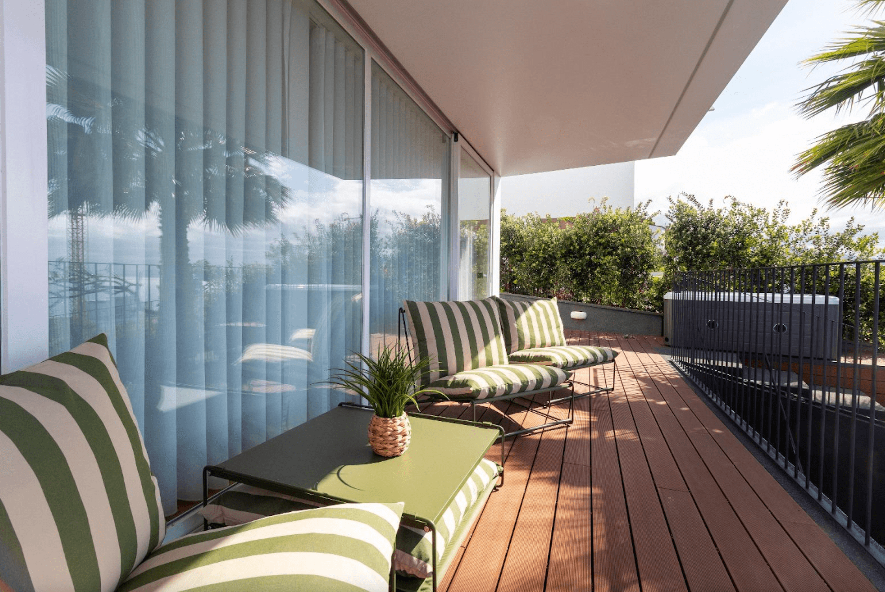 House with Ocean View, Funshal 19