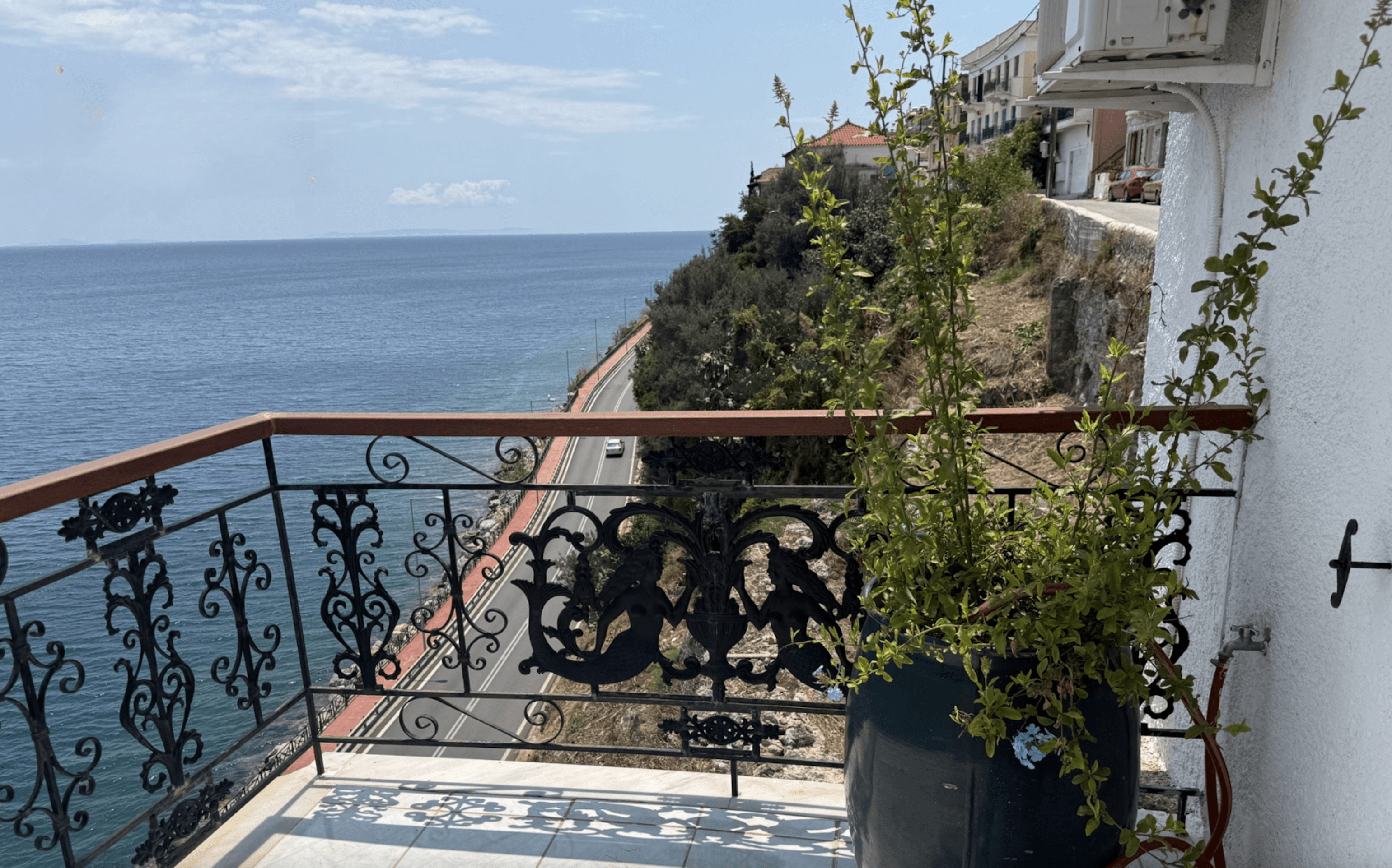 House with sea view, Githeio 1