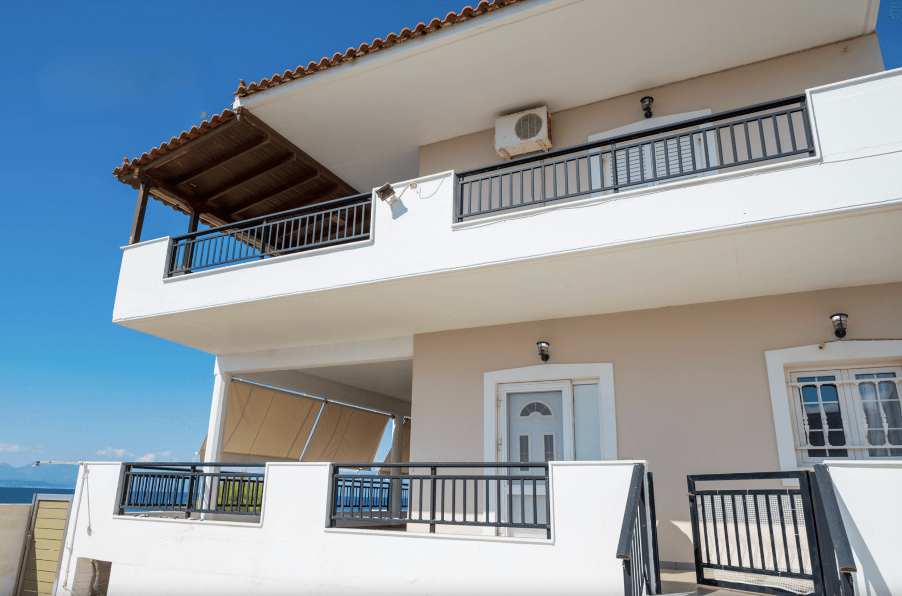 Elegant house with sea view, Elia 1