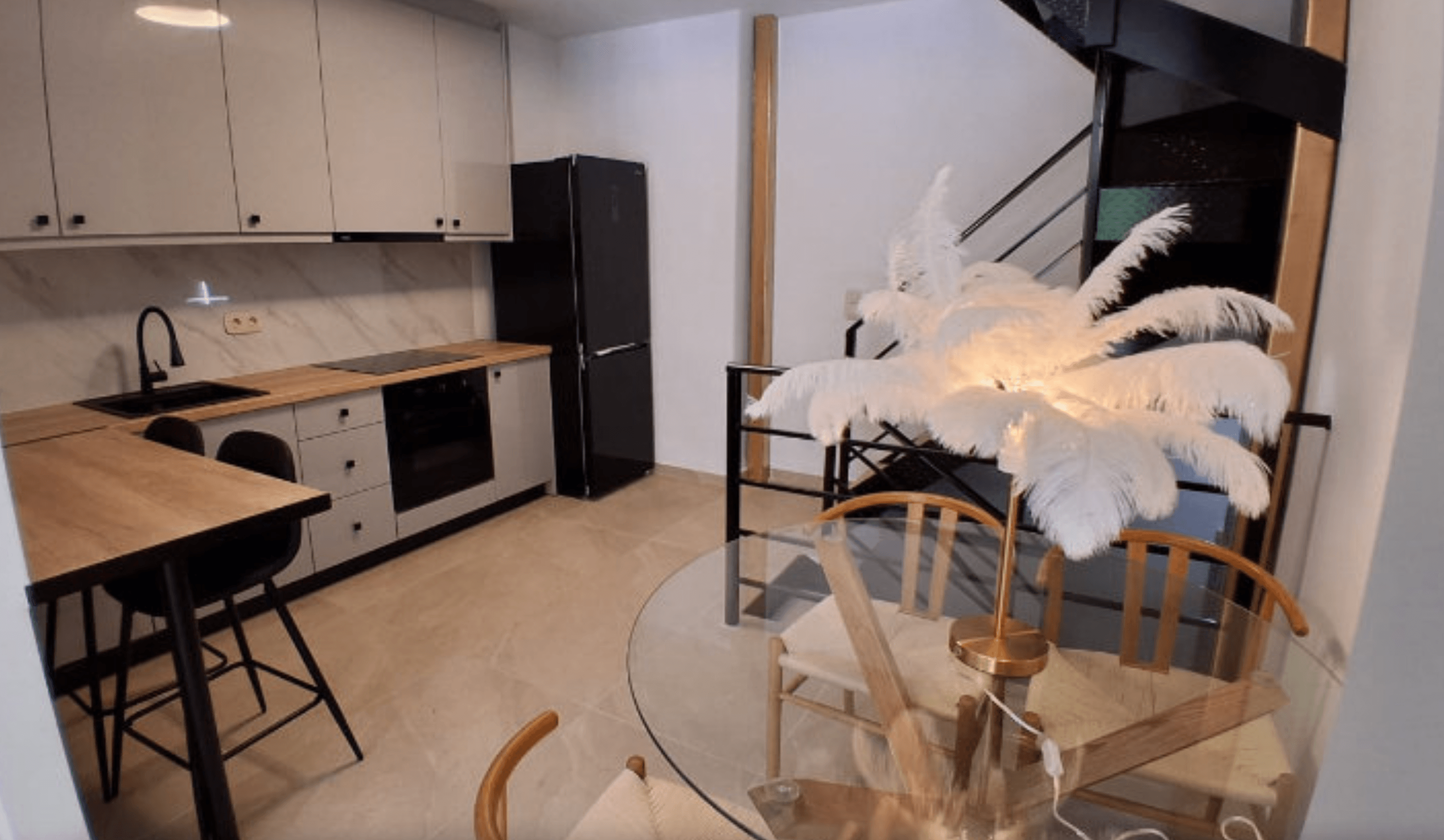 Stylish apartments with modern elements, Kallithea, Athens 4
