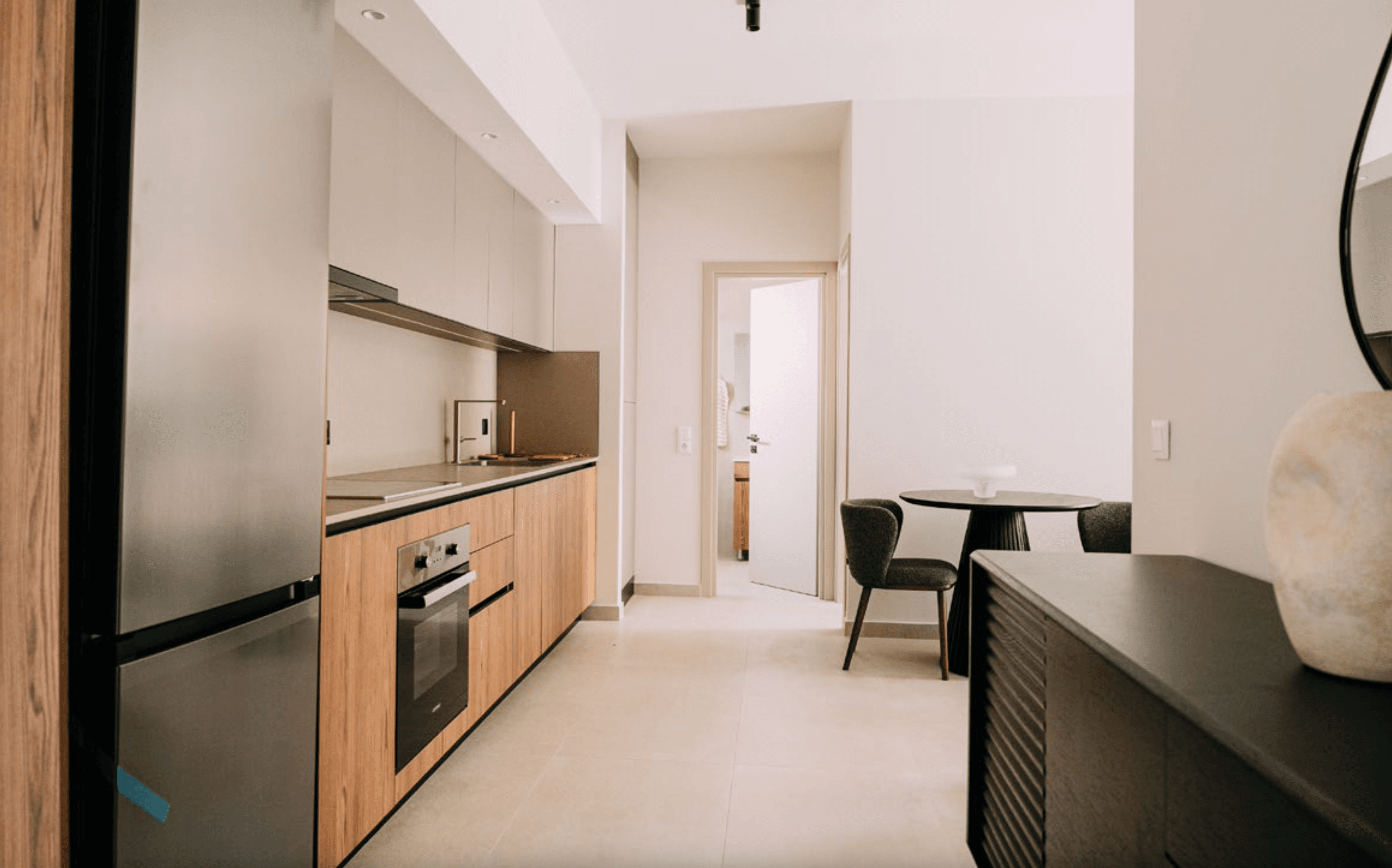 Comfortable apartments with guaranteed income, Peristeri 7
