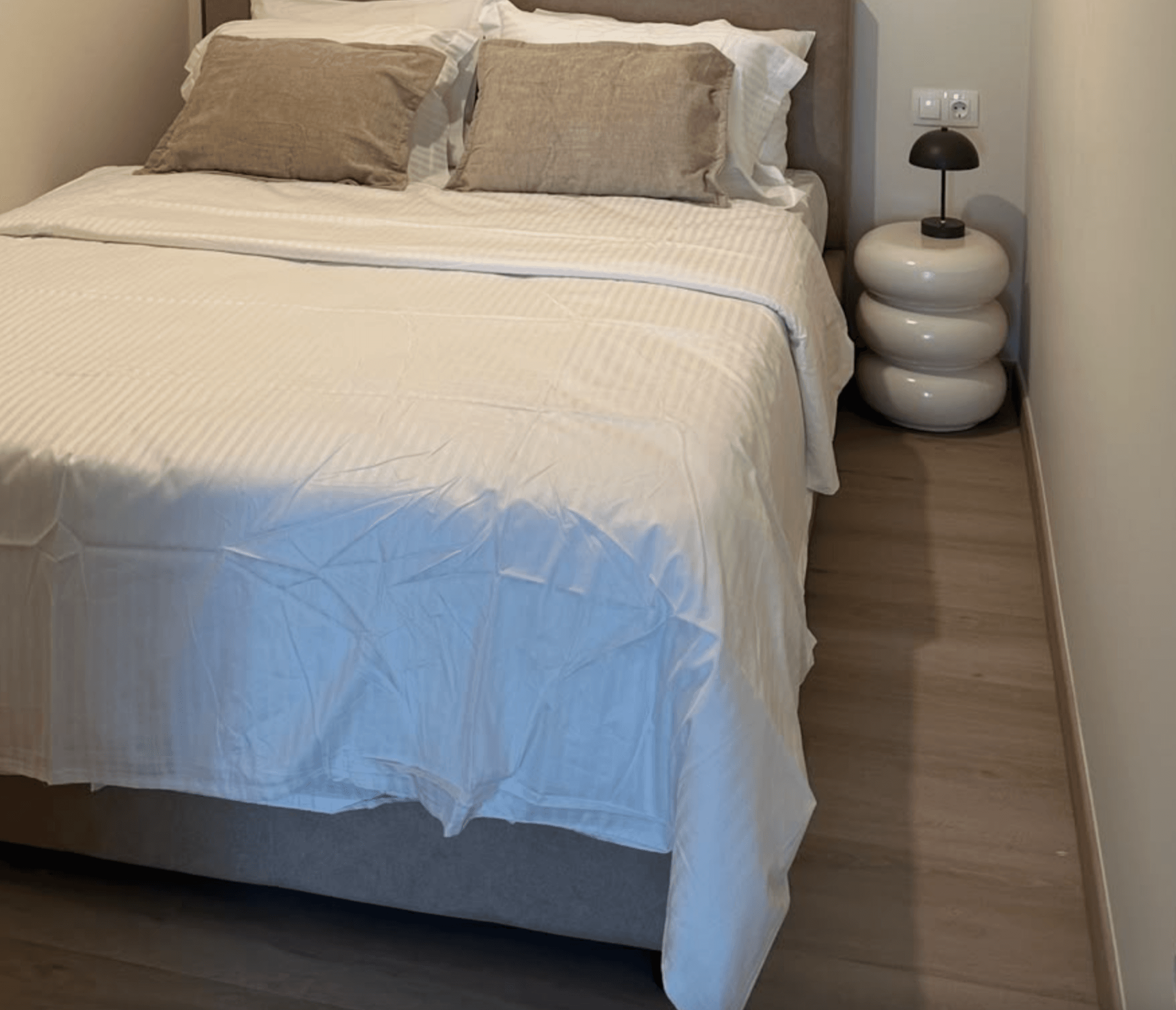 Apartments in modern style, Piraeus, Athens 9