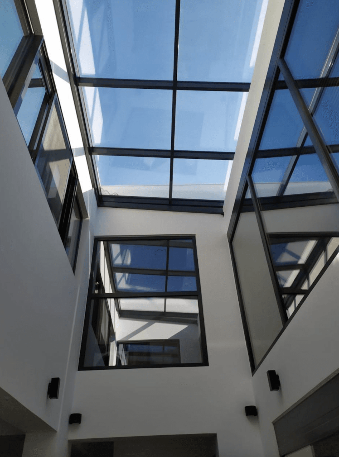 Modern house, Corinth, Greece 12