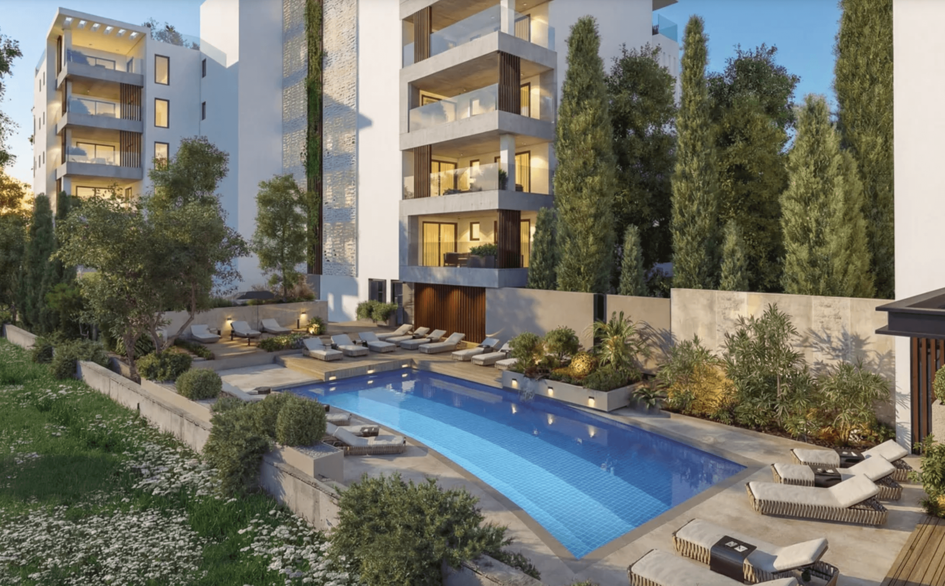 Apartments with swimming pool, center of Paphos 2