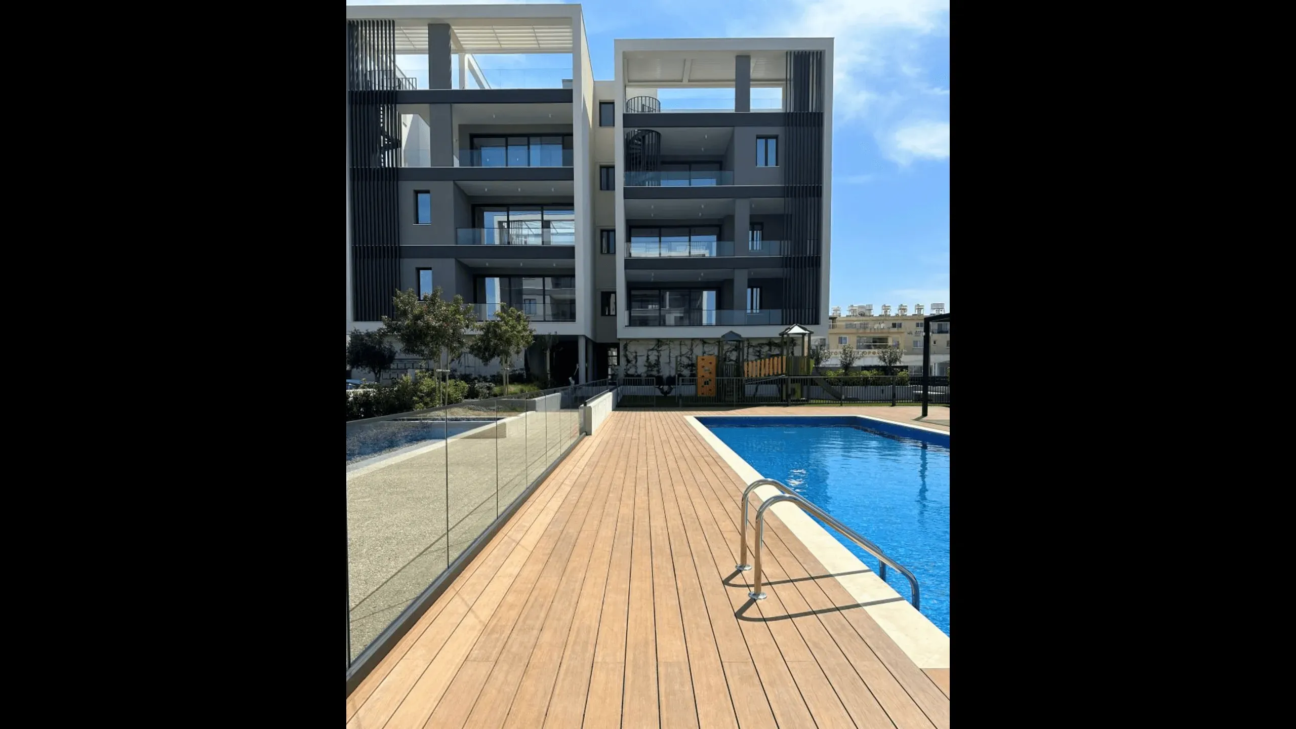 Large apartments with 3 bedrooms, Kings Avenue, Paphos 1